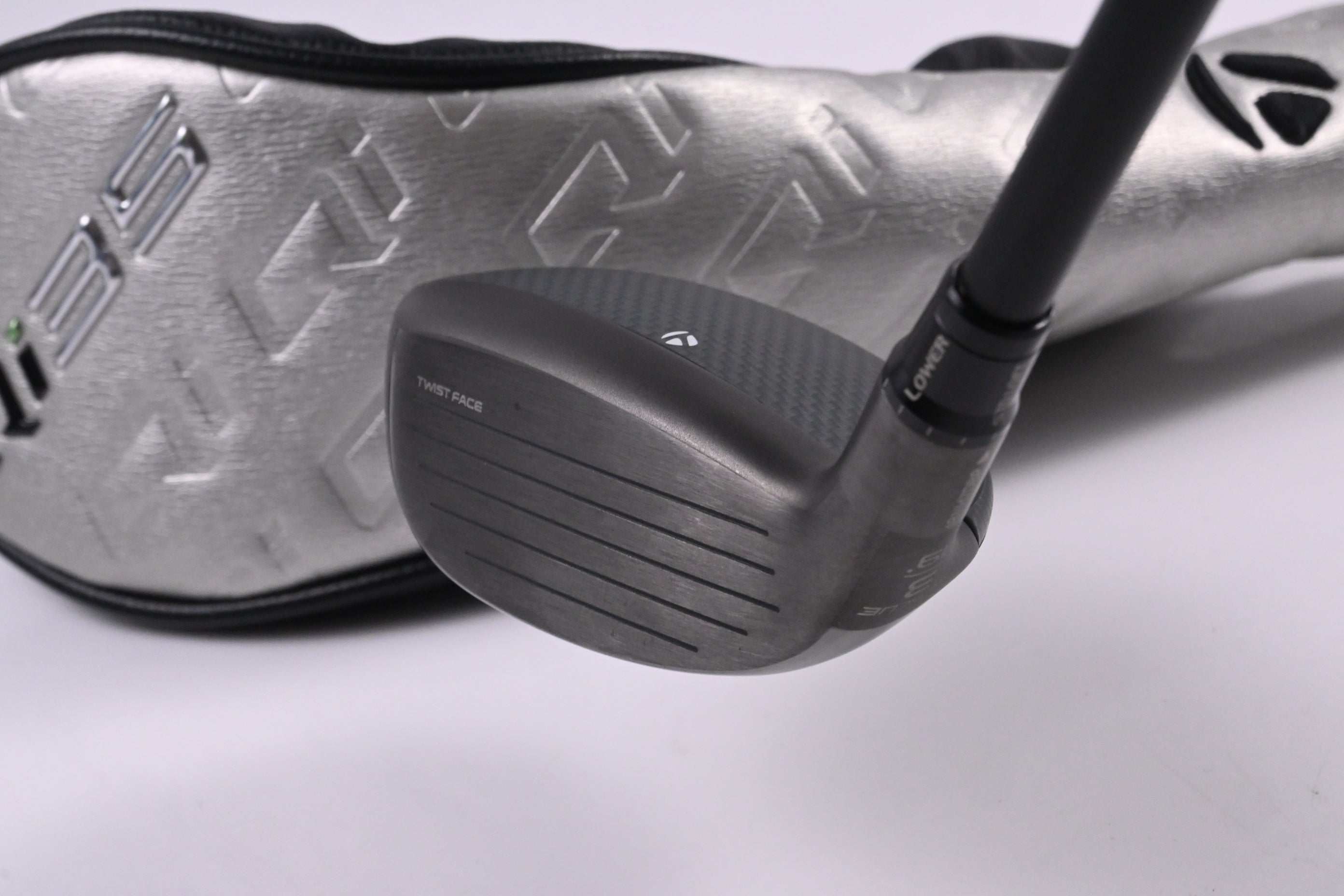 Taylormade Qi35 #3 Hybrid / 19 Degree / Regular Flex Fujikura Ventus Blue '25 6
