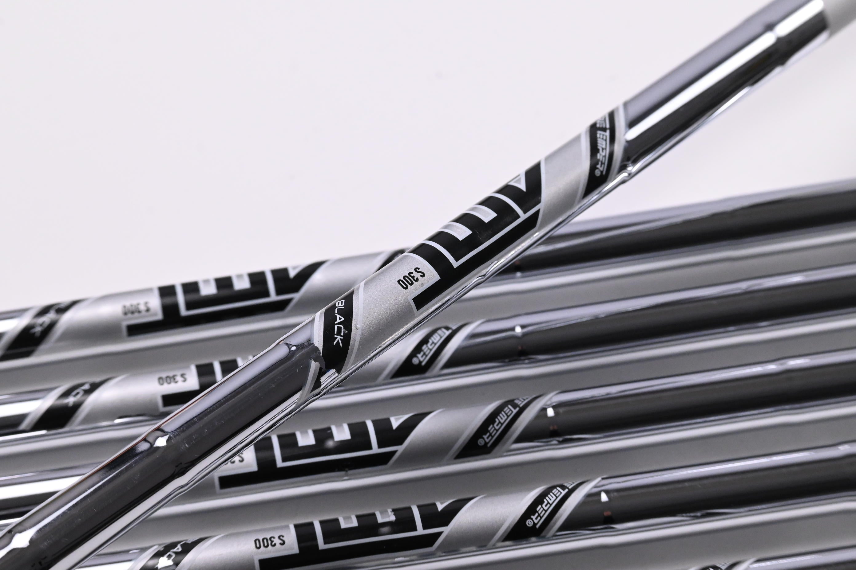 Left Hand Titleist T150 2023 Irons / 5-PW / Stiff Flex AMT Black S300 Shafts