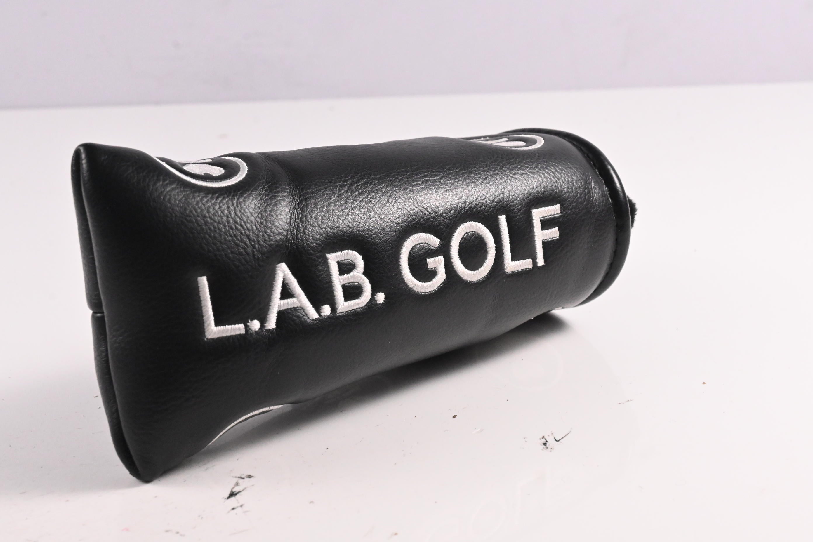 L.A.B. Golf B.2 Putter / 33 Inch / Includes ACCRA X White Shaft