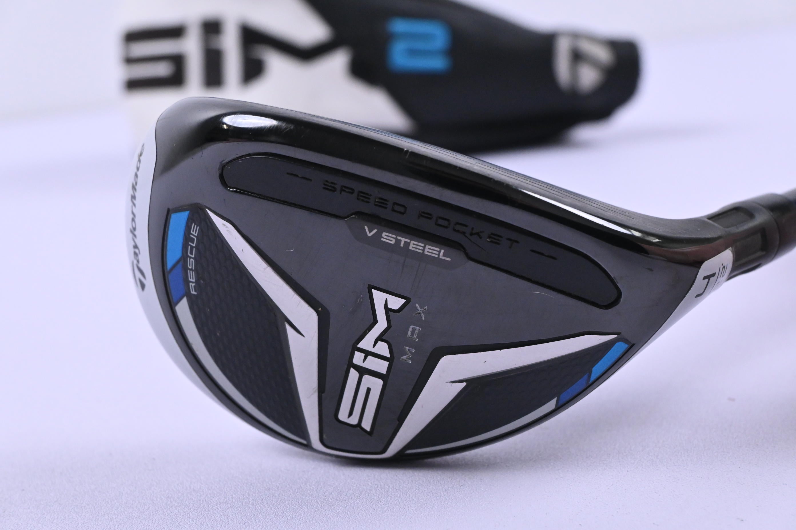 Taylormade SIM Max #4 Hybrid / 22 Degree / Regular Flex Fujikura Ventus Blue 6