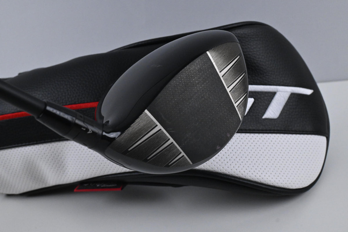 Left Hand Titleist GT2 Driver / 11 Degree / Stiff Flex Tensei 1K Blue 55 Shaft