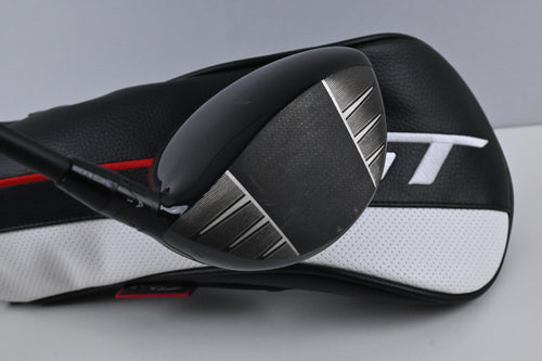 Left Hand Titleist GT2 Driver / 11 Degree / Stiff Flex Tensei 1K Blue 55 Shaft