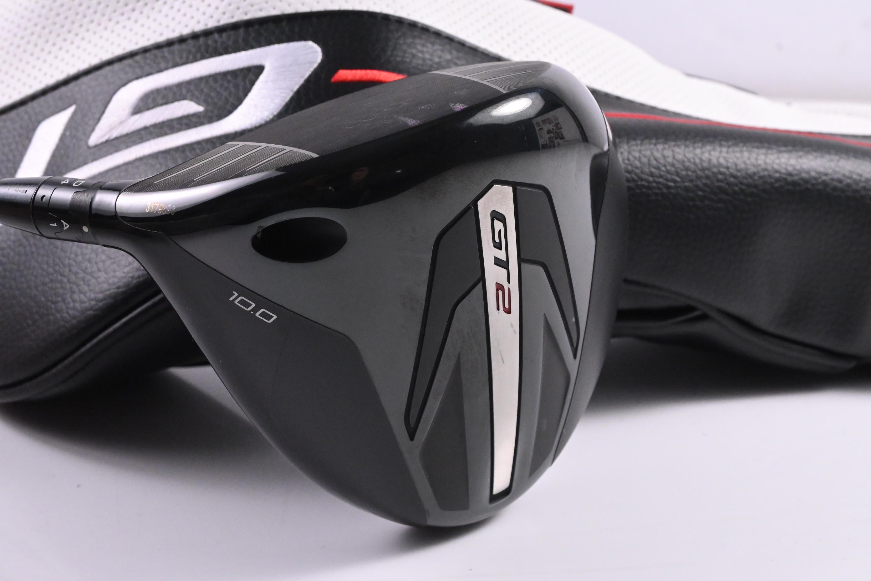 Left Hand Titleist GT2 Driver / 10 Degree /Regular Flex Fujikura Airspeeder 40 Shaft