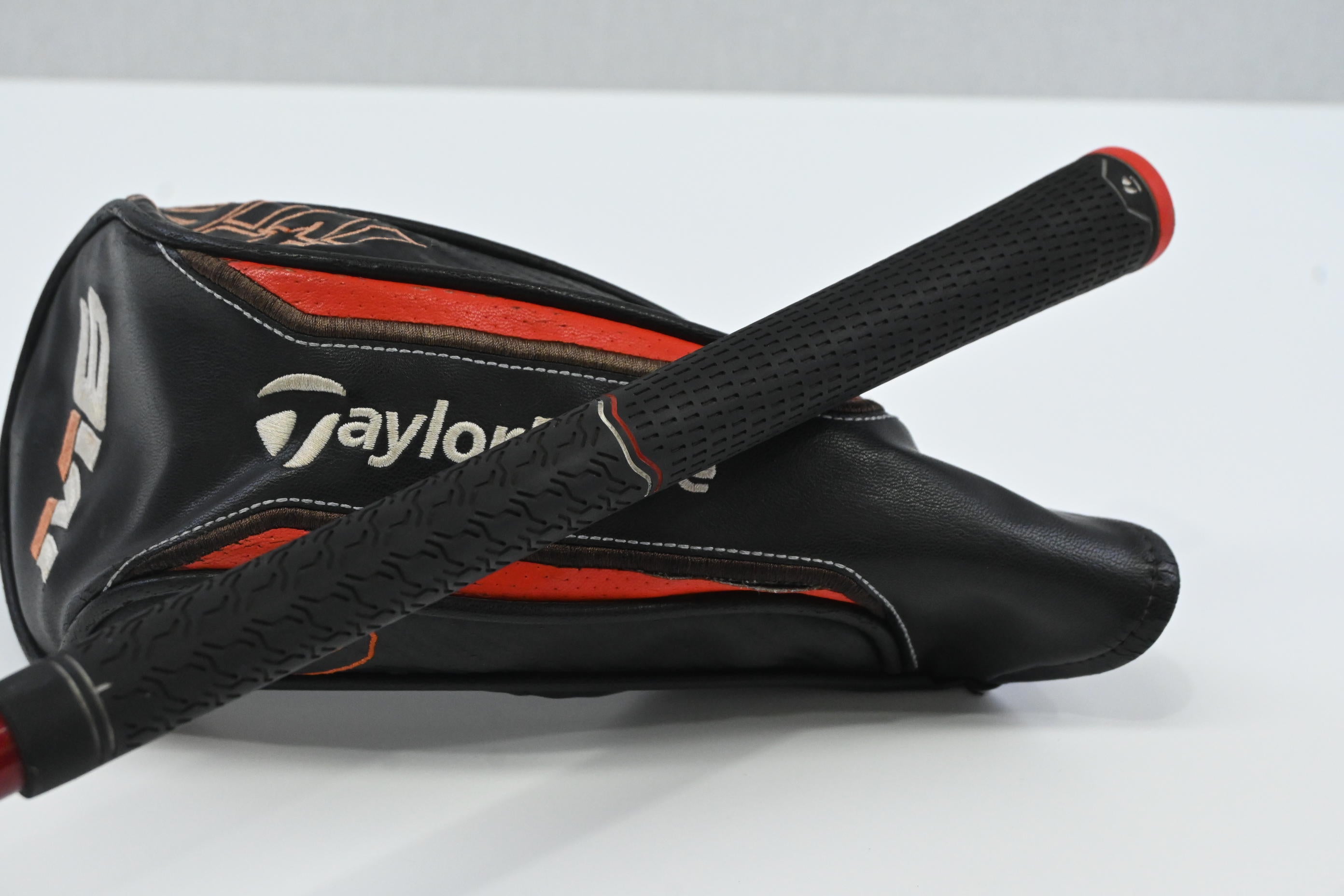 Taylormade M6 D-Type #5 Wood / 19 Degree / Regular Flex Evenflow Max Carry 50