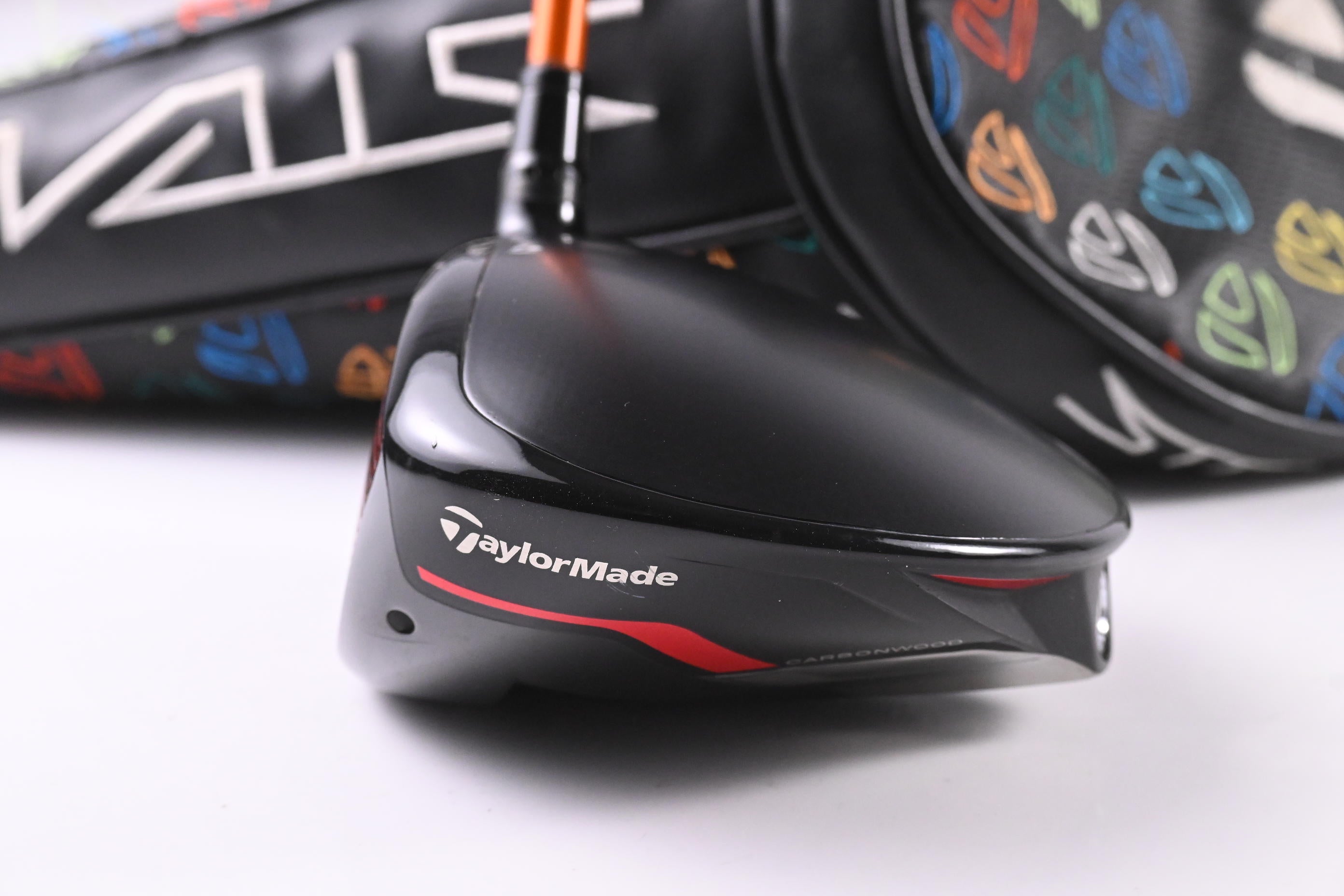 Left Hand Taylormade Stealth Plus Driver / 9 Degree / X-Stiff Tour AD DI-7 Orange