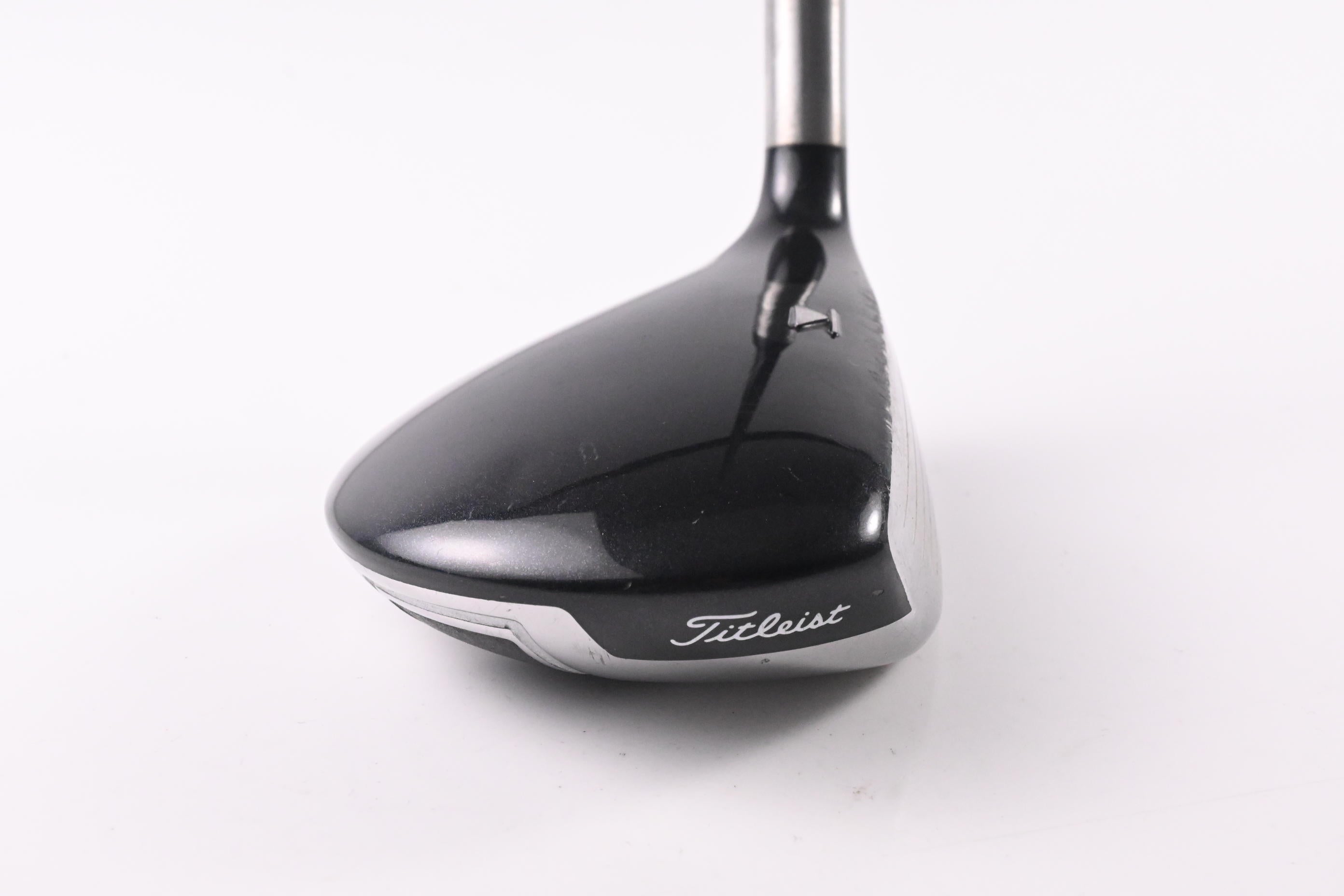 Titleist 909 F2 #3 Wood / 15.5 Degree / Regular Flex Aldila Voodoo Shaft