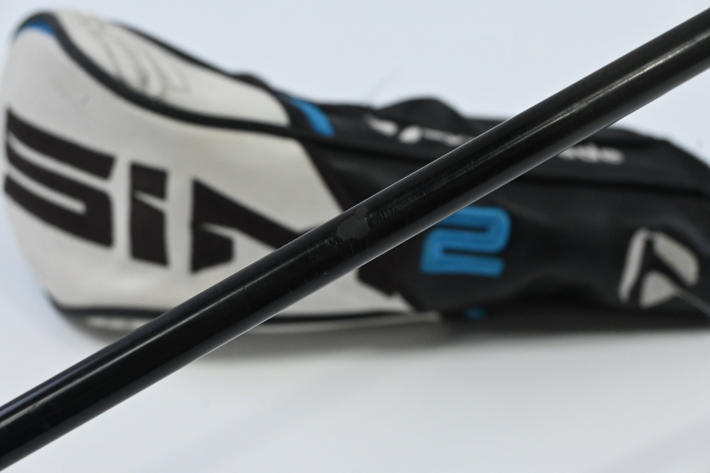 Taylormade SIM2 Ti #3 Wood / 15 Degree / Stiff Flex Tensei AV Raw Blue 65 Shaft