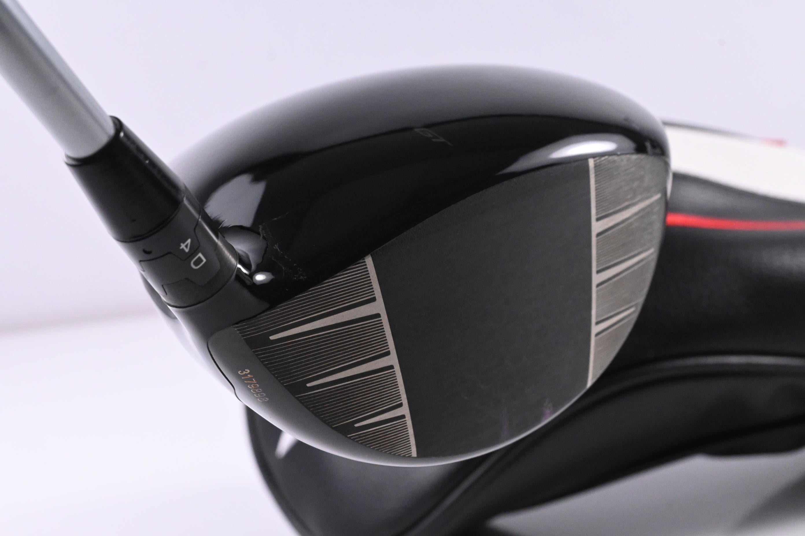 Left Hand Titleist GT2 Driver / 10 Degree /Regular Flex Fujikura Airspeeder 40 Shaft