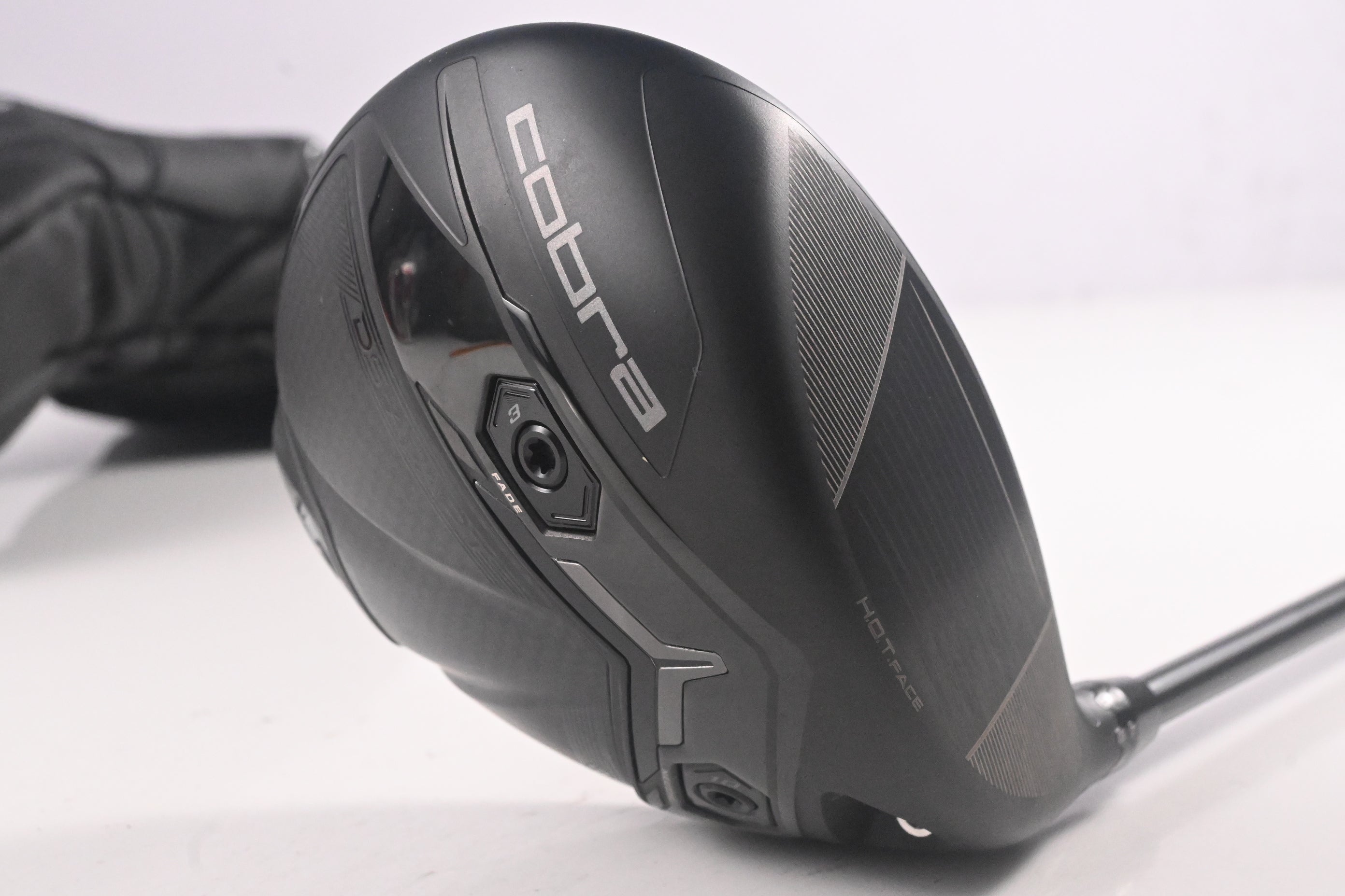 Cobra DS-Adapt LS Driver / 9 Degree / Stiff Flex Denali Black 60 Shaft