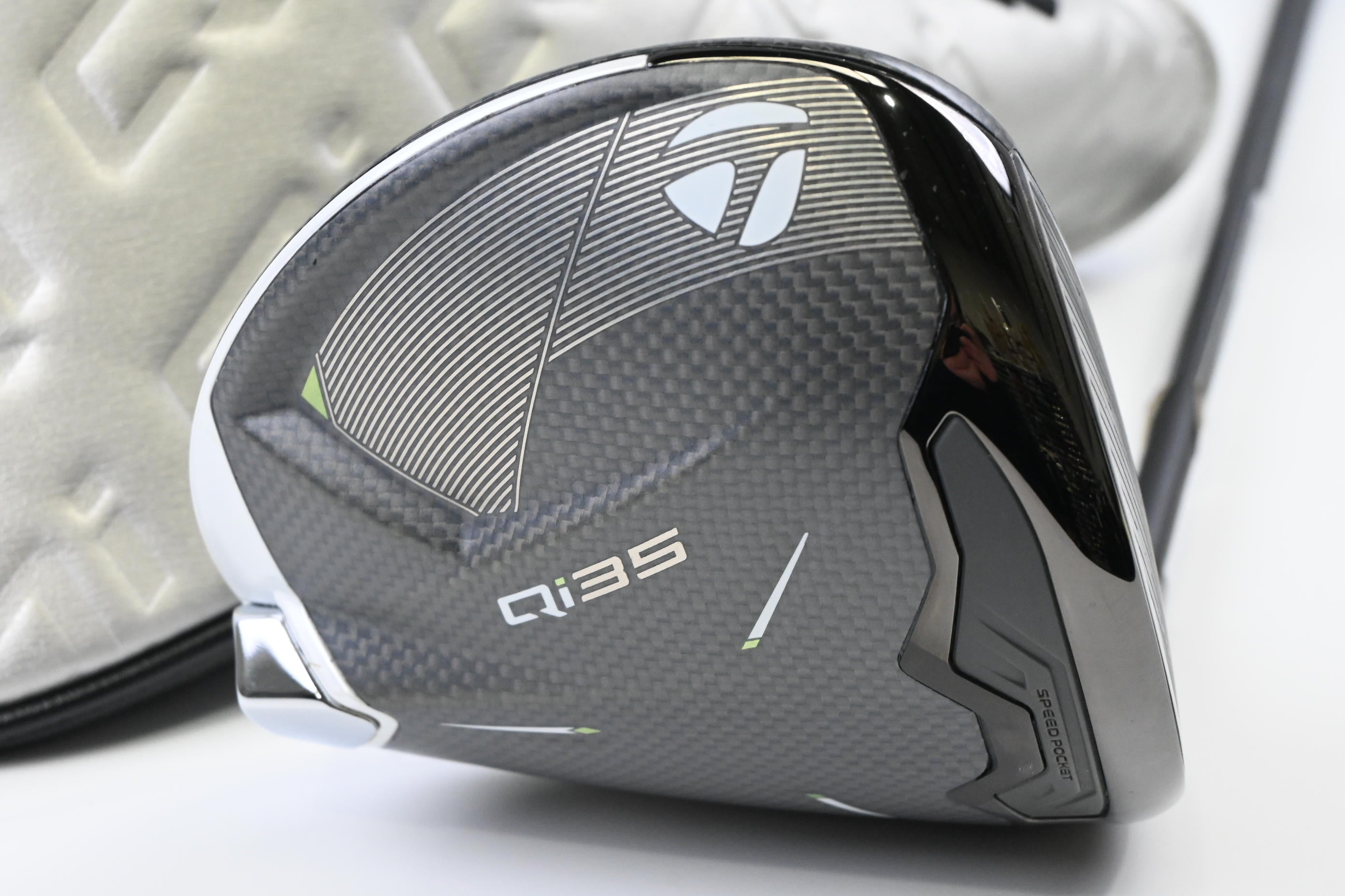 Taylormade Qi35 Max Lite Driver / 12 Degree / Senior Flex Vanquish 4 Shaft