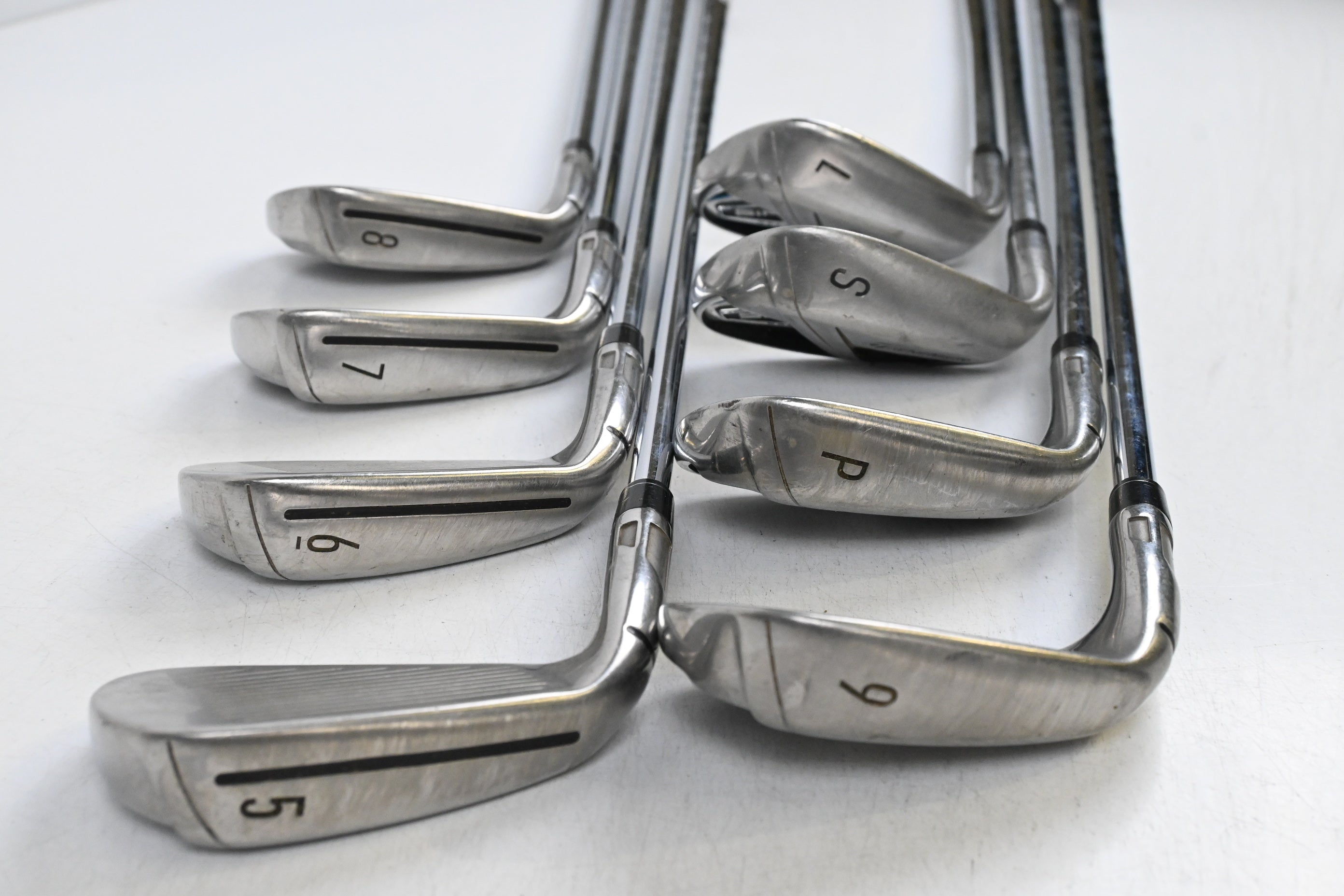Taylormade SIM Max Irons / 5-PW+SW+LW / Regular Flex KBS MAX 85 Shafts