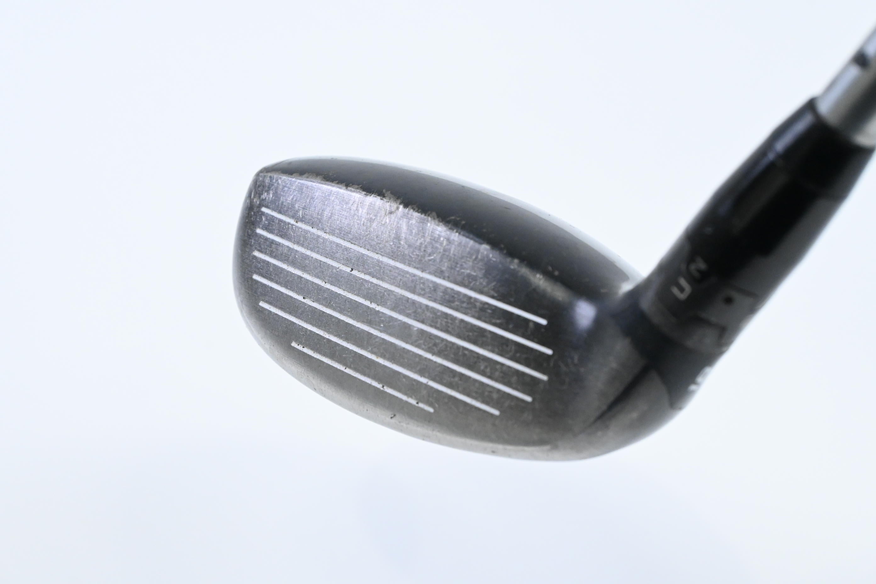 Titleist 915H #2 Hybrid / 18 Degree / Stiff Flex Diamana S+ 70 Shaft