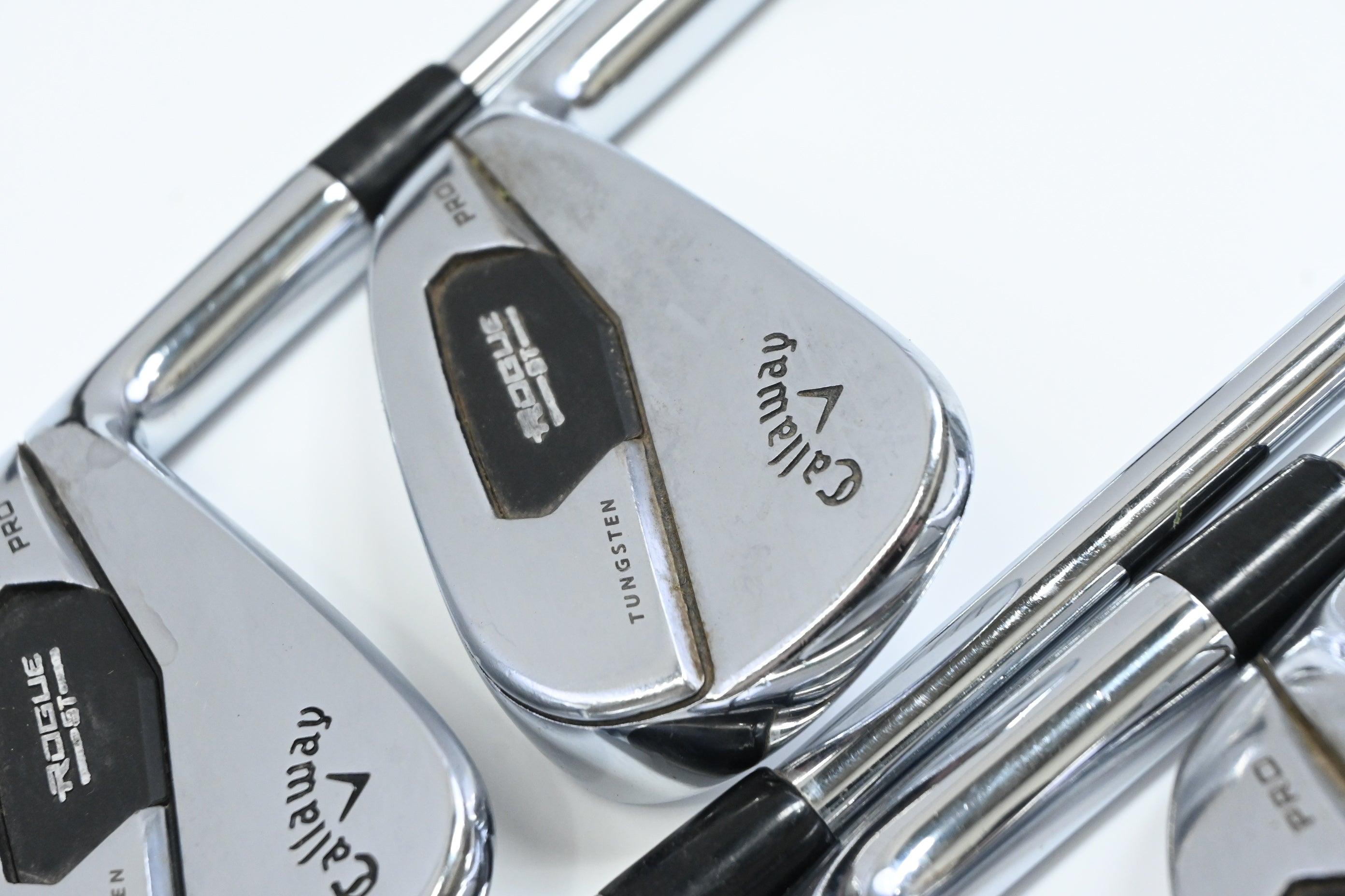 Callaway Rogue ST Pro Irons / 6-PW / Stiff Flex Elevate MPH 95 Shafts