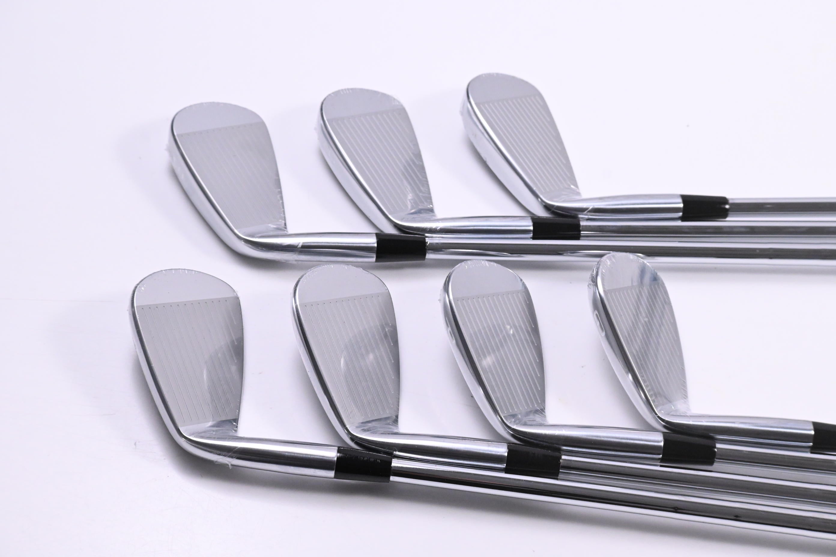 Mizuno Pro 243 Irons / 5-PW+GW / Stiff Flex KBS Tour 120 Shafts