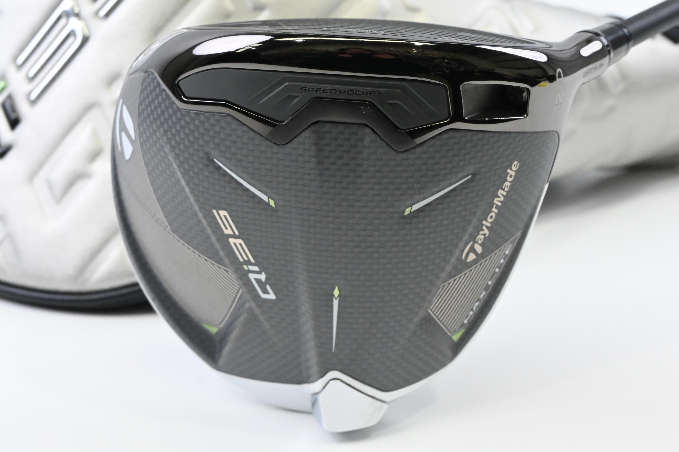 Taylormade Qi35 Max Lite Driver / 12 Degree / Senior Flex Vanquish 4 Shaft