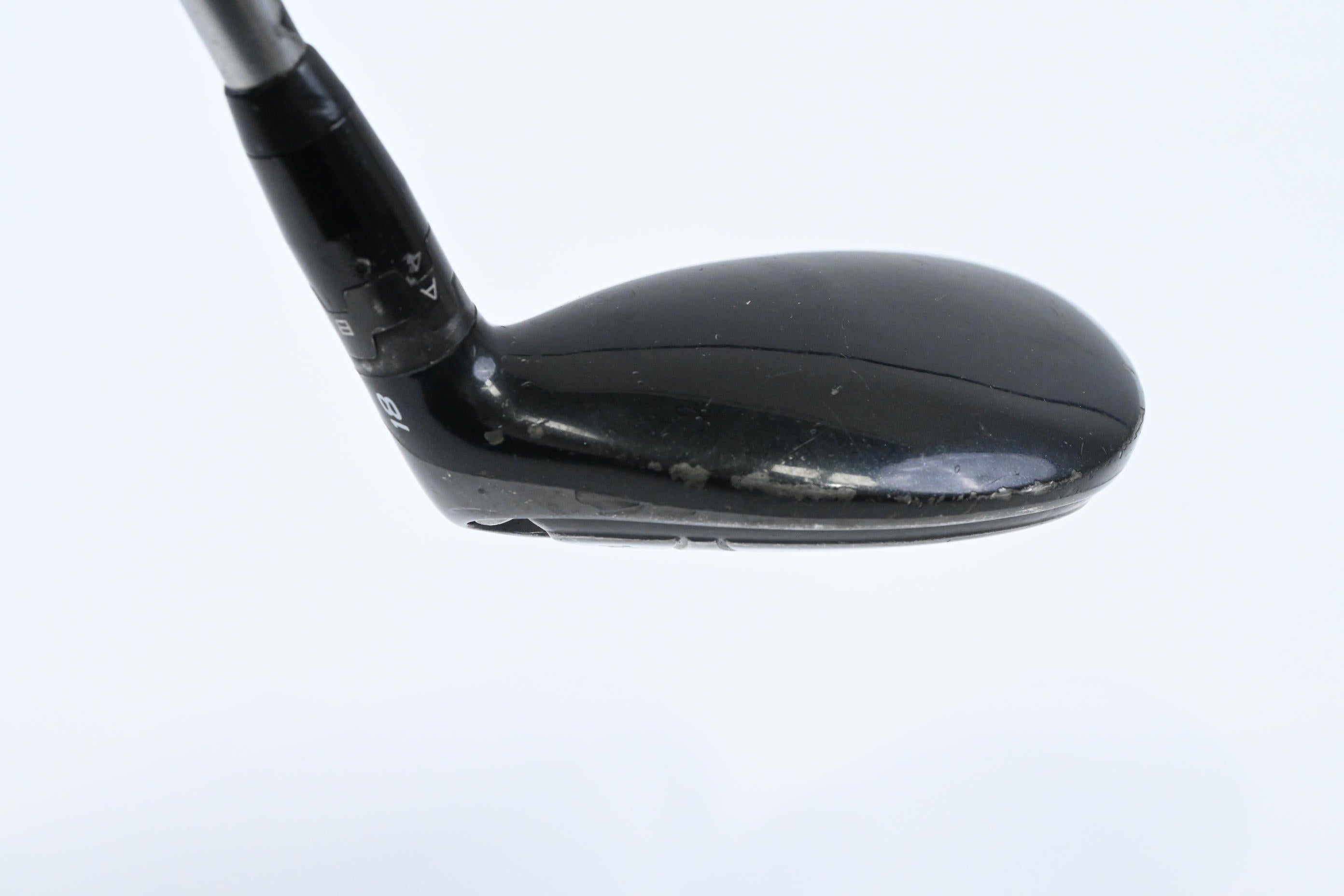 Titleist 915H #2 Hybrid / 18 Degree / Stiff Flex Diamana S+ 70 Shaft