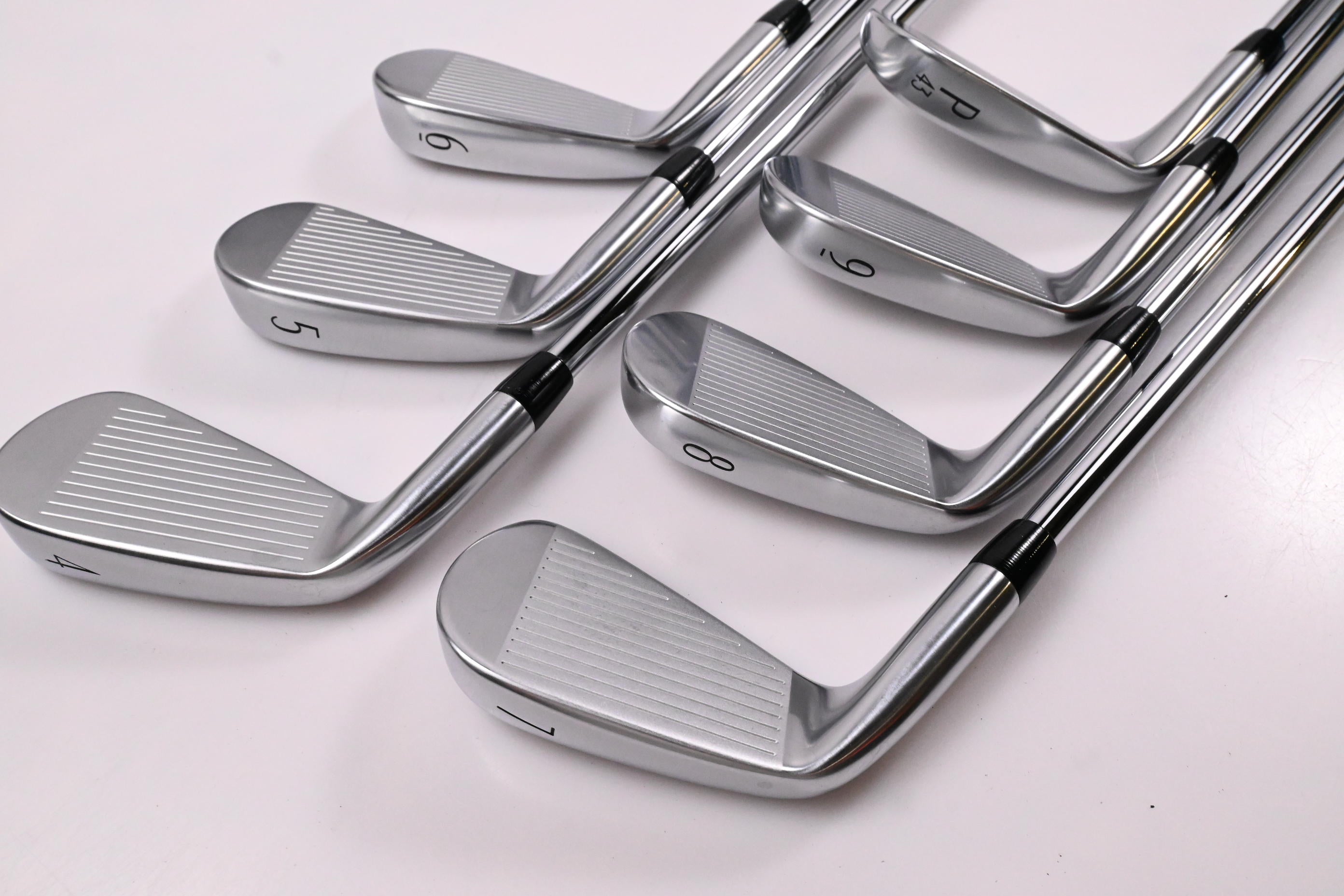 Titleist T250 2025 Irons / 4-PW / Stiff Flex True Temper AMT Red Shafts