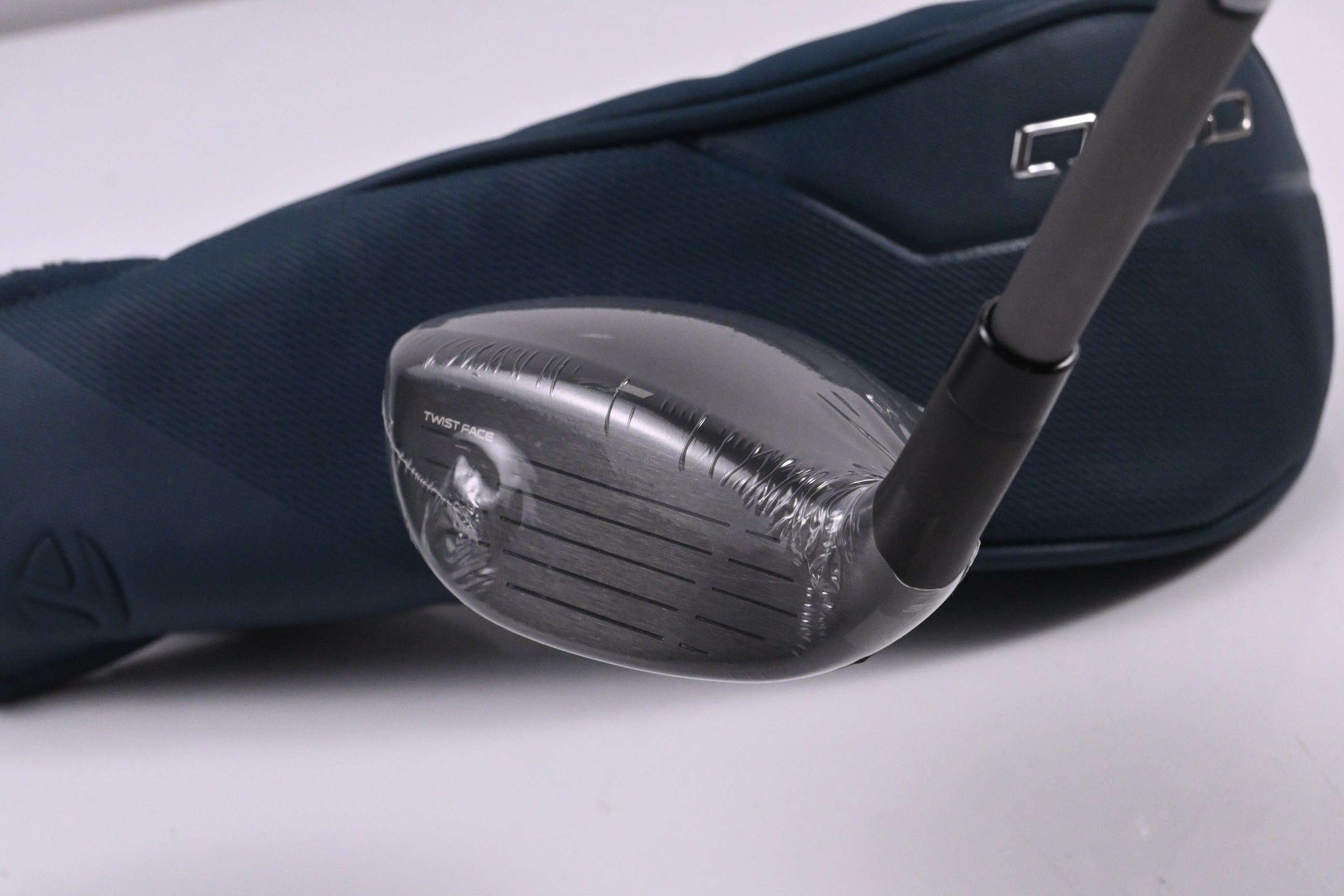 Taylormade Qi4D Max Lite #5 Hybrid / 26 Degree / Senior Flex REAX 45 Shaft