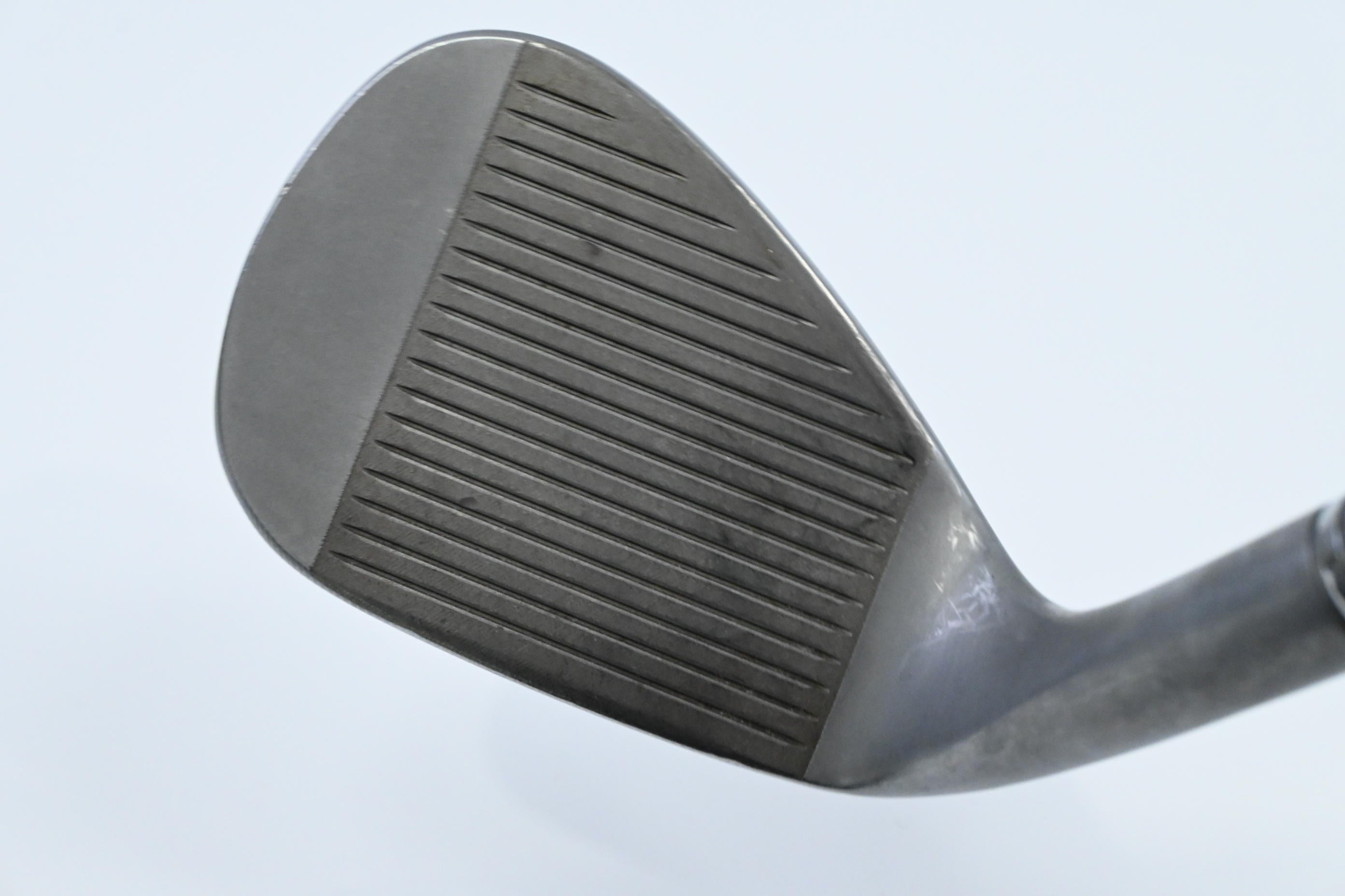 Taylormade Milled Grind 5 Gap Wedge / 52 Degree / Wedge Flex Dynamic Gold 115