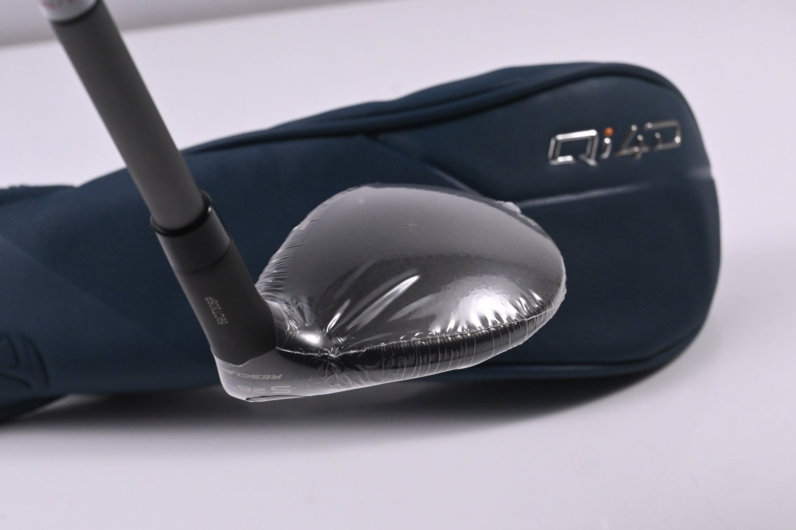 Taylormade Qi4D Max Lite #5 Hybrid / 26 Degree / Senior Flex REAX 45 Shaft