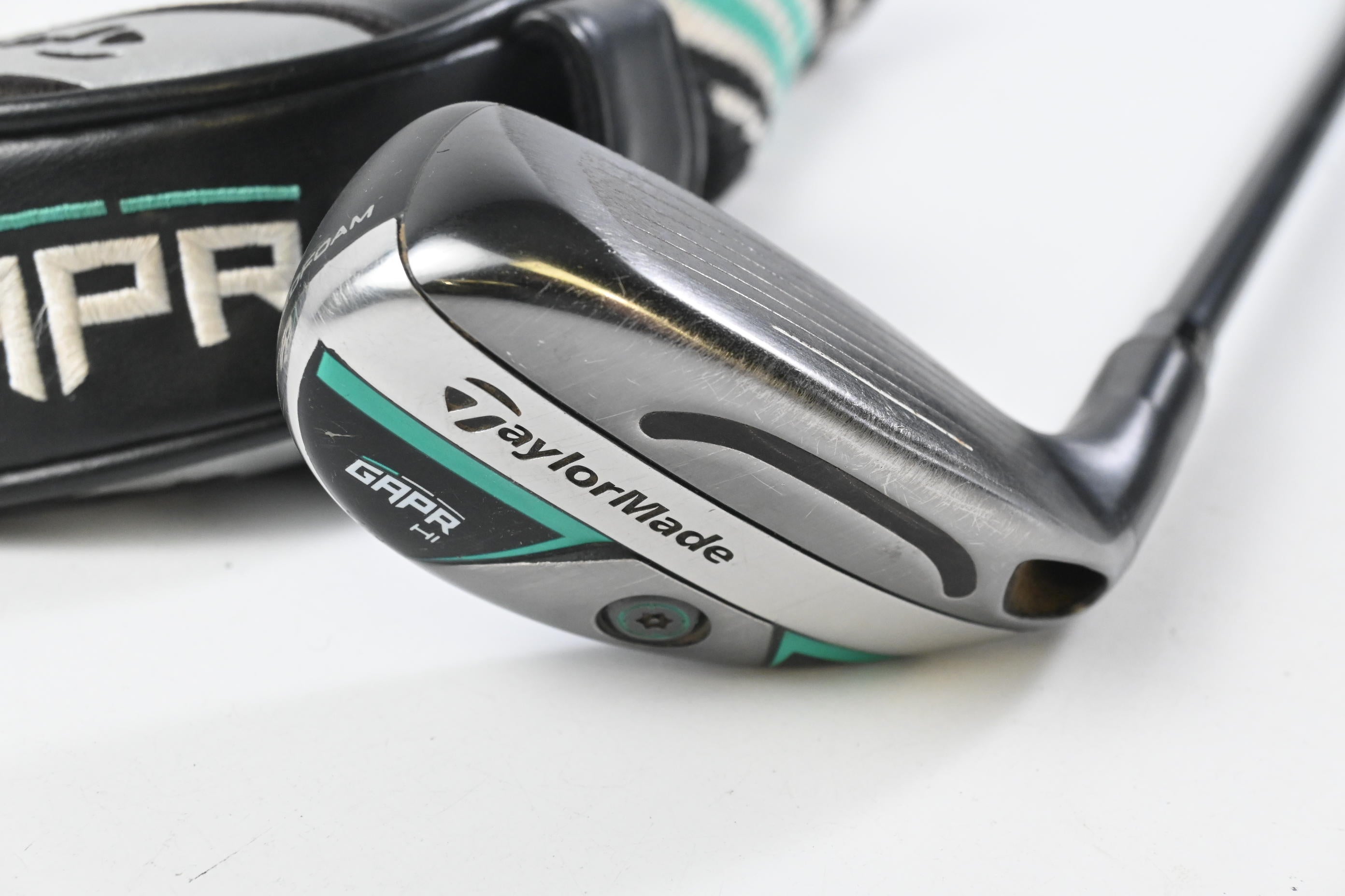 Taylormade GAPR Hi #3 Hybrid / 19 Degree / Stiff Flex KBS 80 Shaft