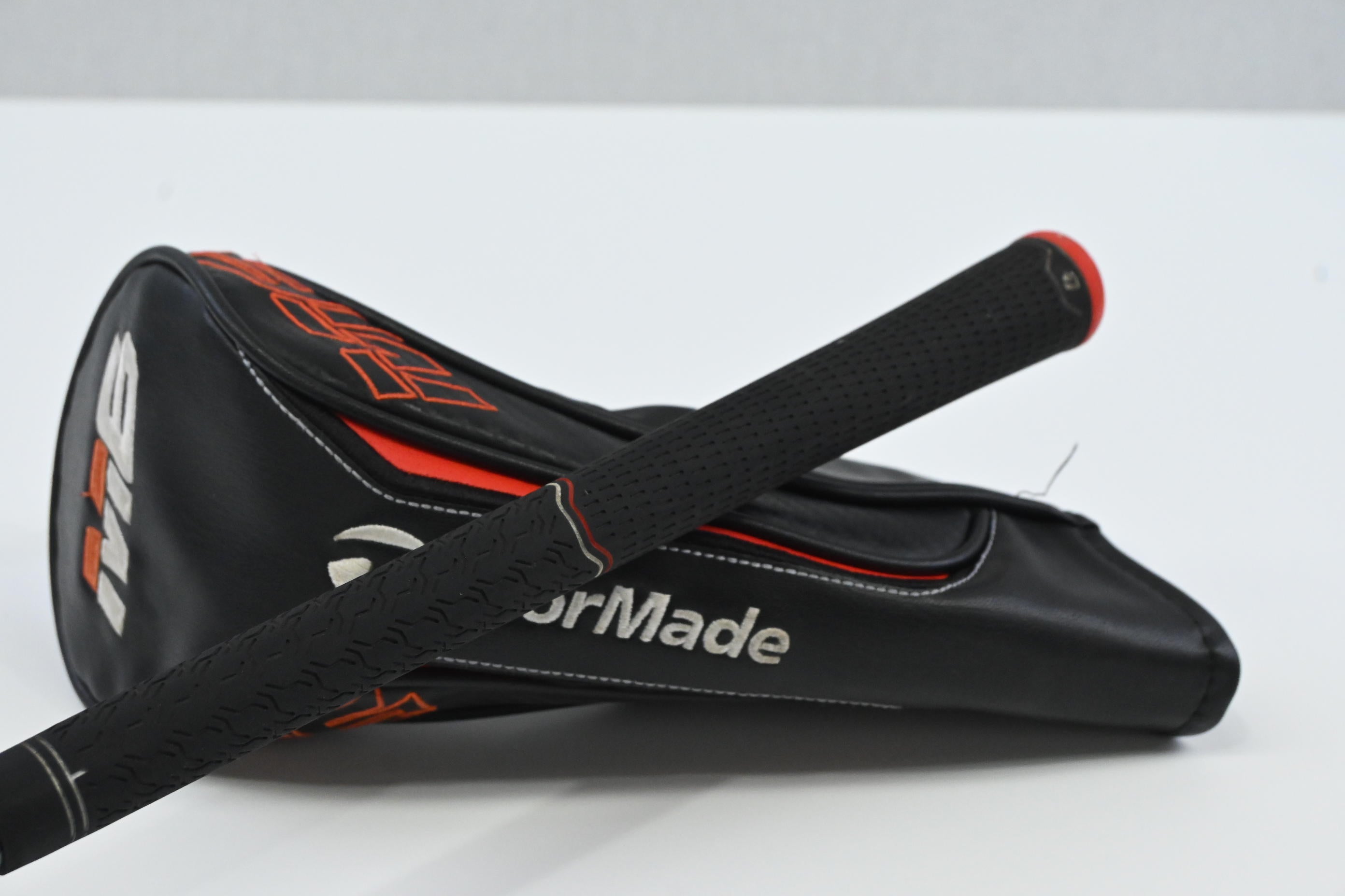Taylormade M6 #3 Wood / 15 Degree / Regular Flex Fujikura Atmos Orange 5