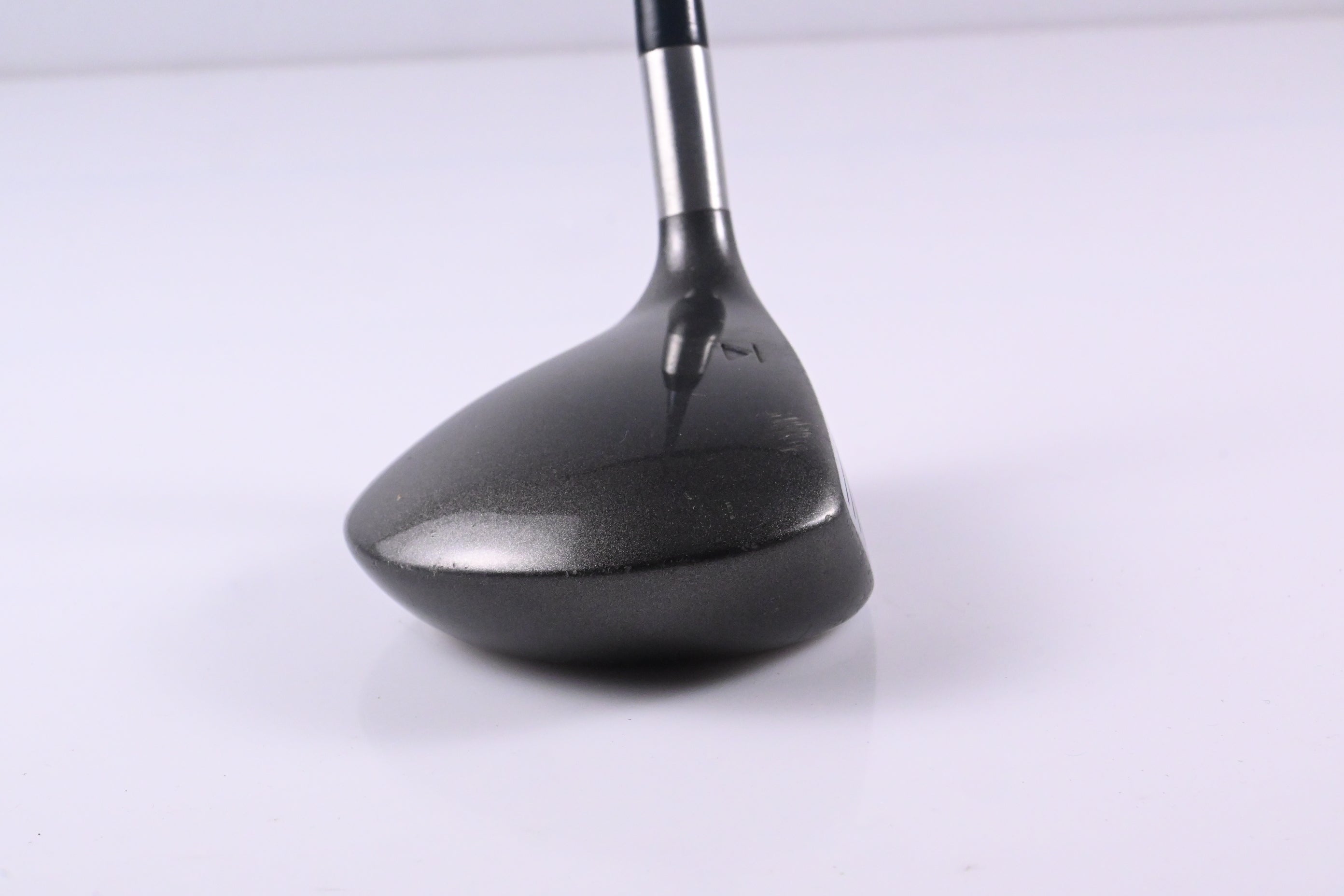 Titleist 975 F #3 Wood / 14.5 Degree / Regular Flex Steel Shaft