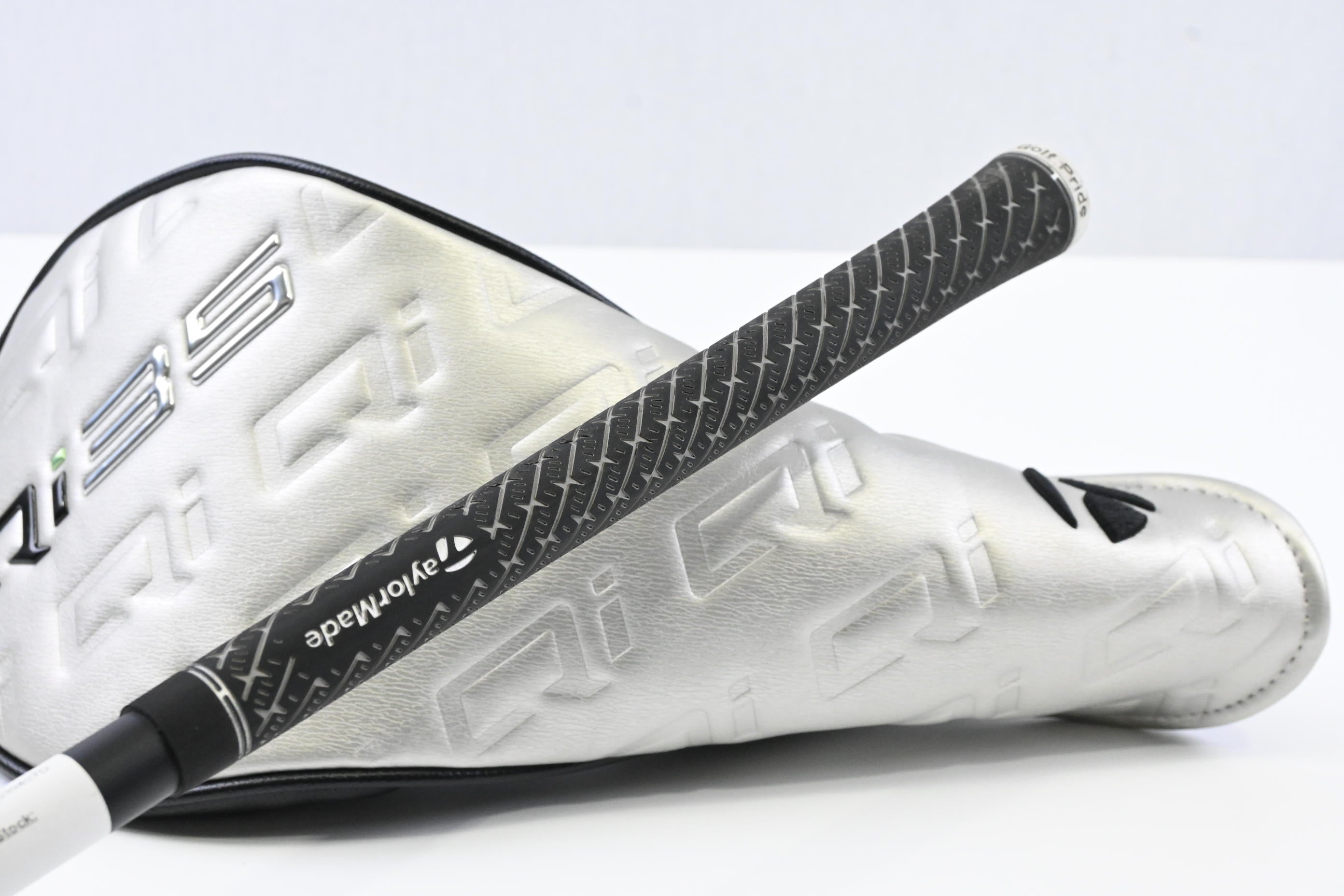 Taylormade Qi35 Max Lite Driver / 12 Degree / Senior Flex Vanquish 4 Shaft
