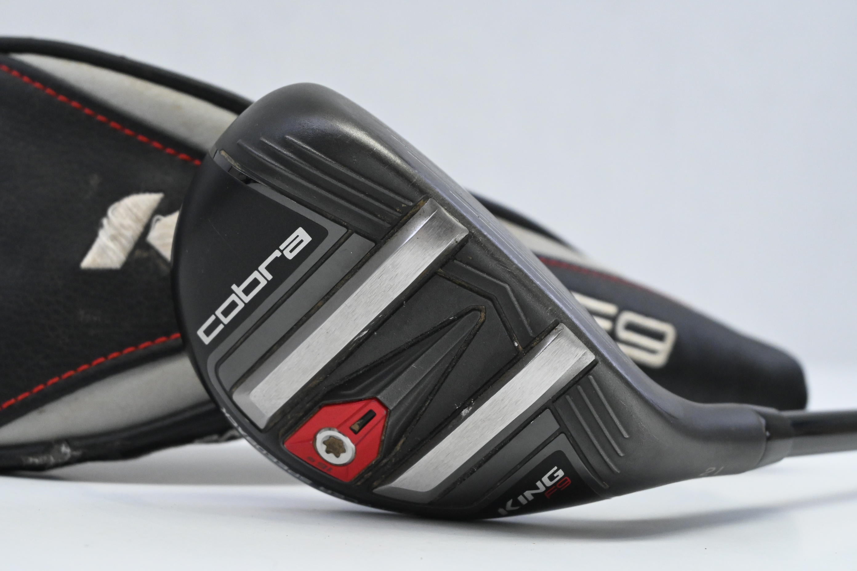 Cobra King F9 #4 Hybrid / 21 Degree / Regular Flex Fujikura Atmos Black 7 Shaft