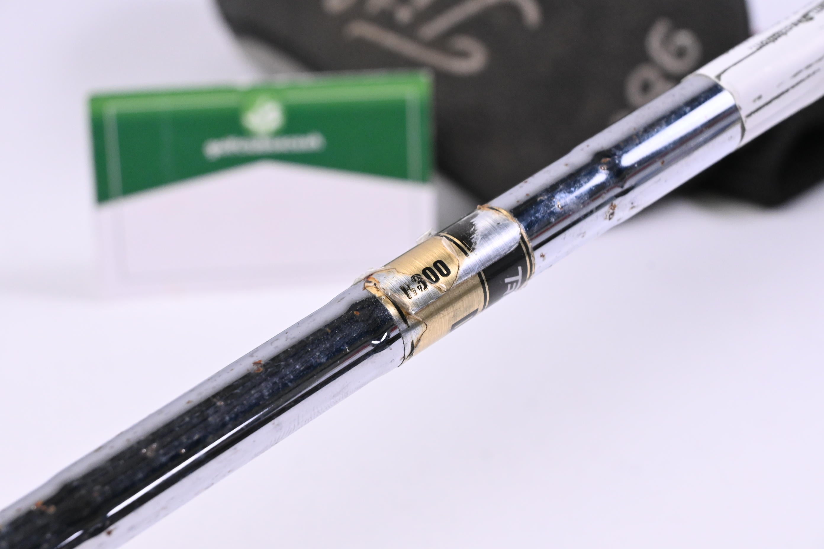 Titleist 980 F #3 Wood / 15 Degree / Regular Flex Dynamic Gold R300 Steel Shaft