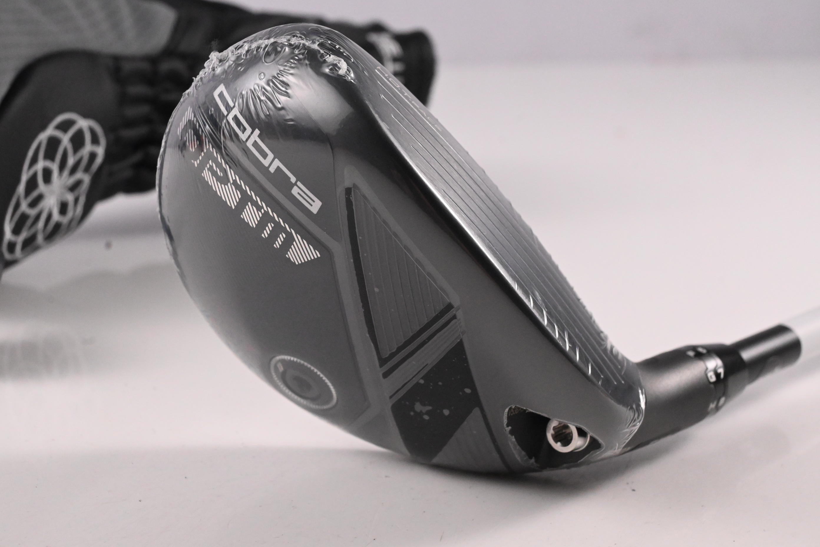 Cobra OPTM #4 Hybrid / 21 Degree / Regular Flex KBS PG 75 Shaft