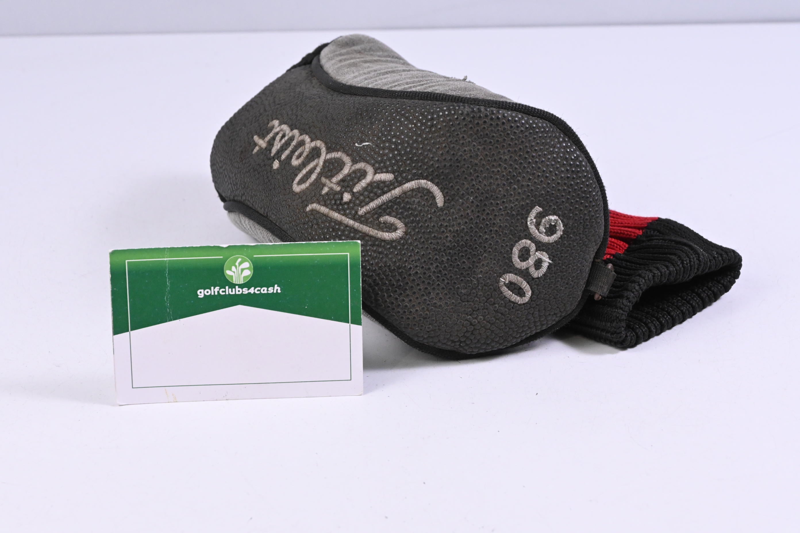 Titleist 980 F #3 Wood / 15 Degree / Regular Flex Dynamic Gold R300 Steel Shaft