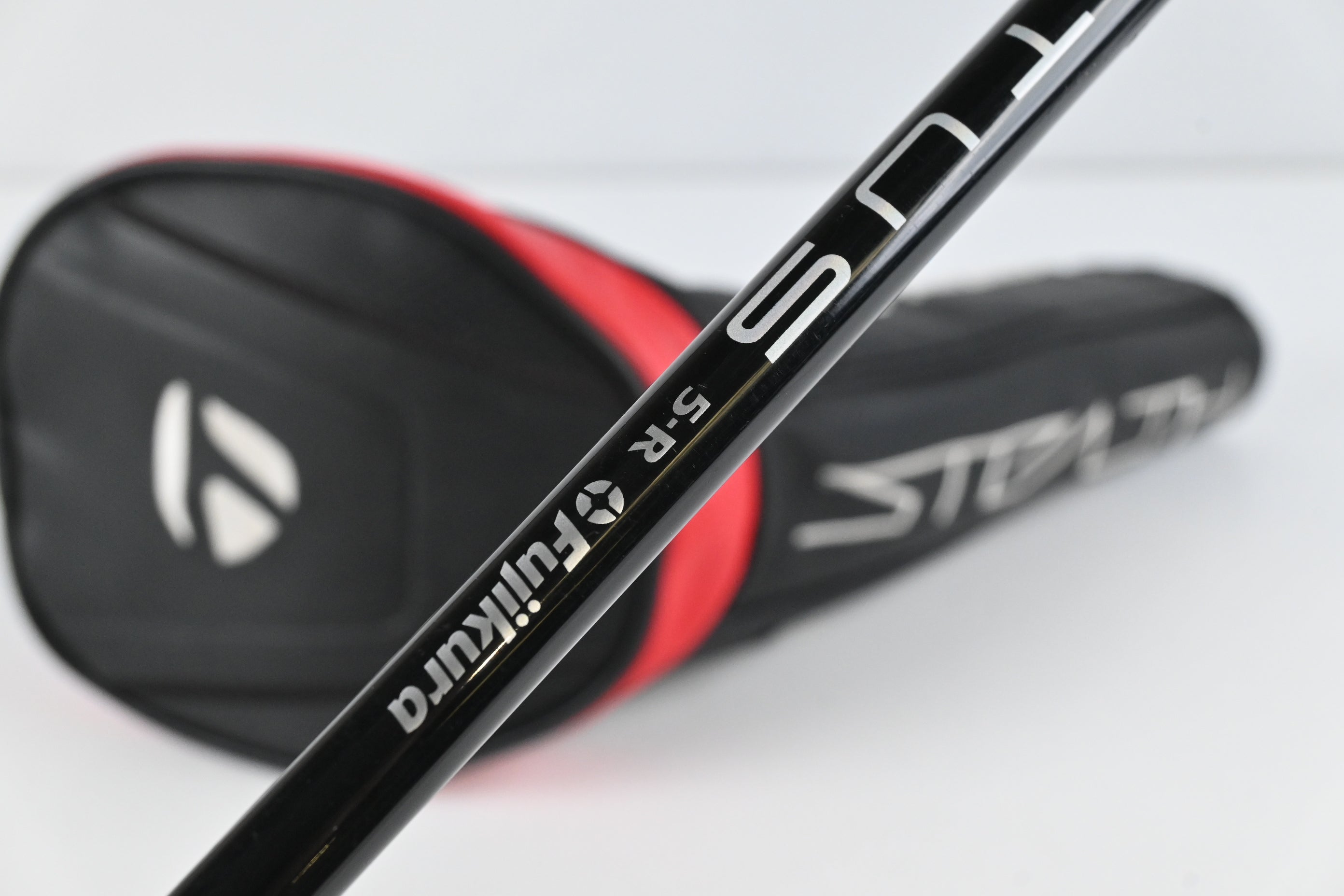 Taylormade Stealth HD Driver / 10.5 Degree / Regular Flex Ventus Red 5 Shaft