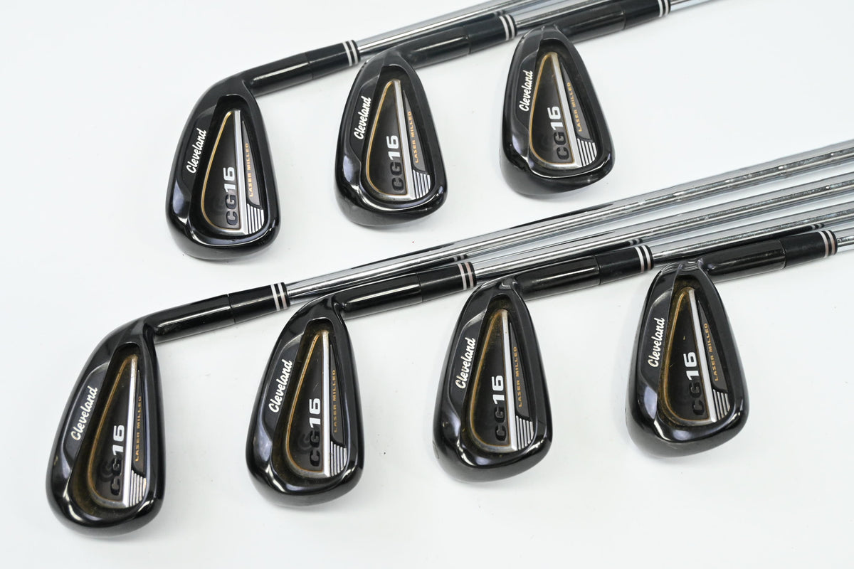 Cleveland CG16 Black Pearl Irons / 4-PW / Regular Flex Cleveland Traction 85