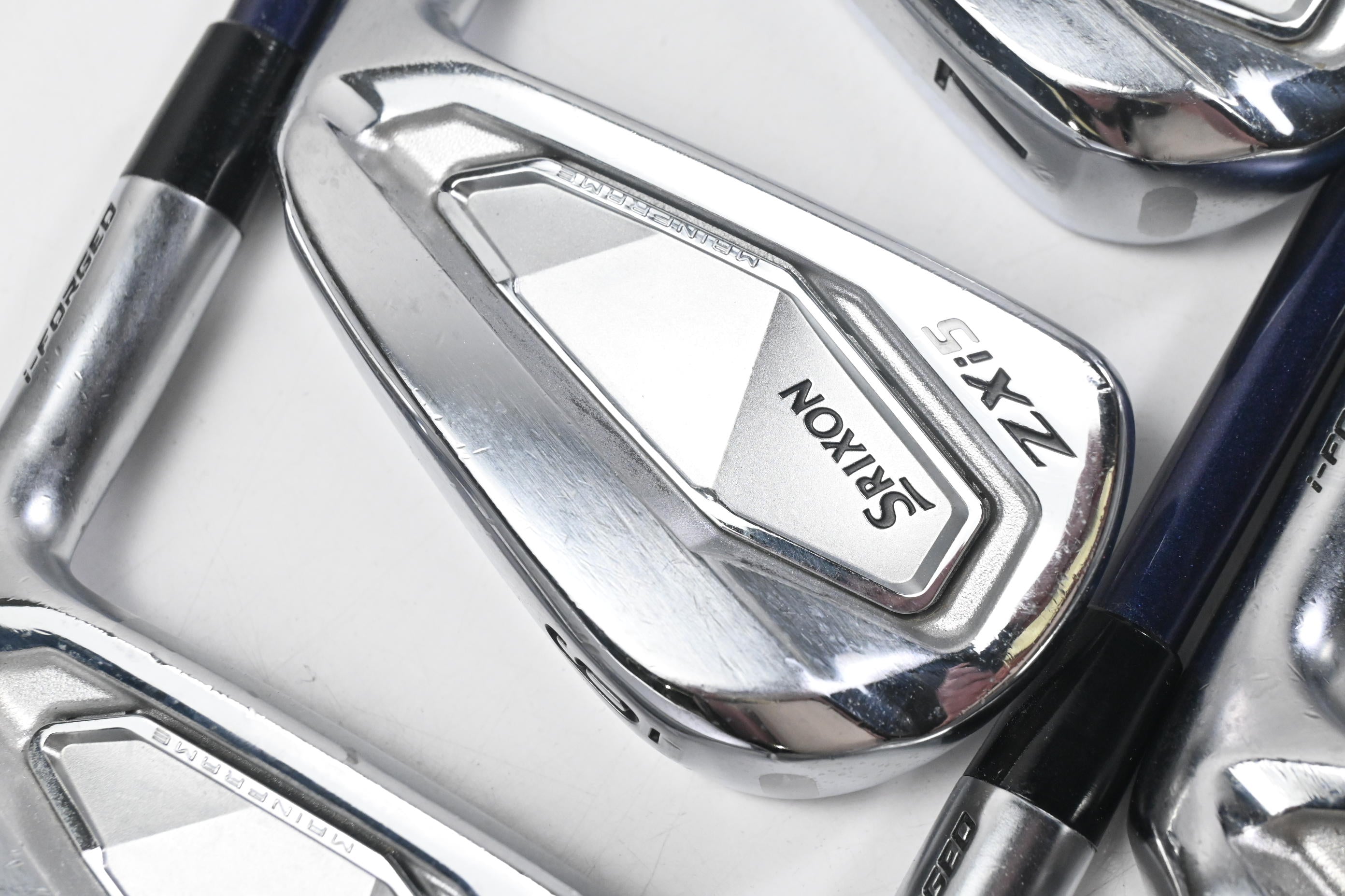 Ladies Srixon ZXi5 Irons / 5-PW / Ladies Flex Ping Alta LE Shafts