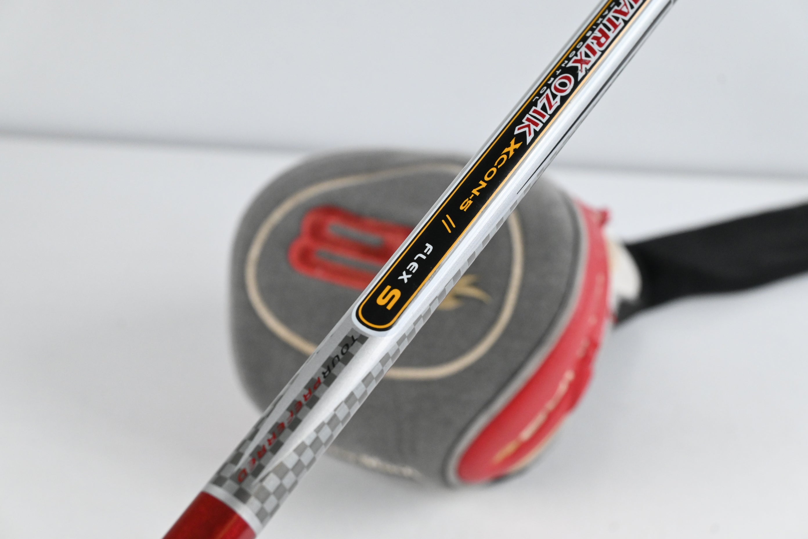 Taylormade Tour Burner Driver / 9.5 Degree / Stiff Flex Matrix Ozik Xcon-5