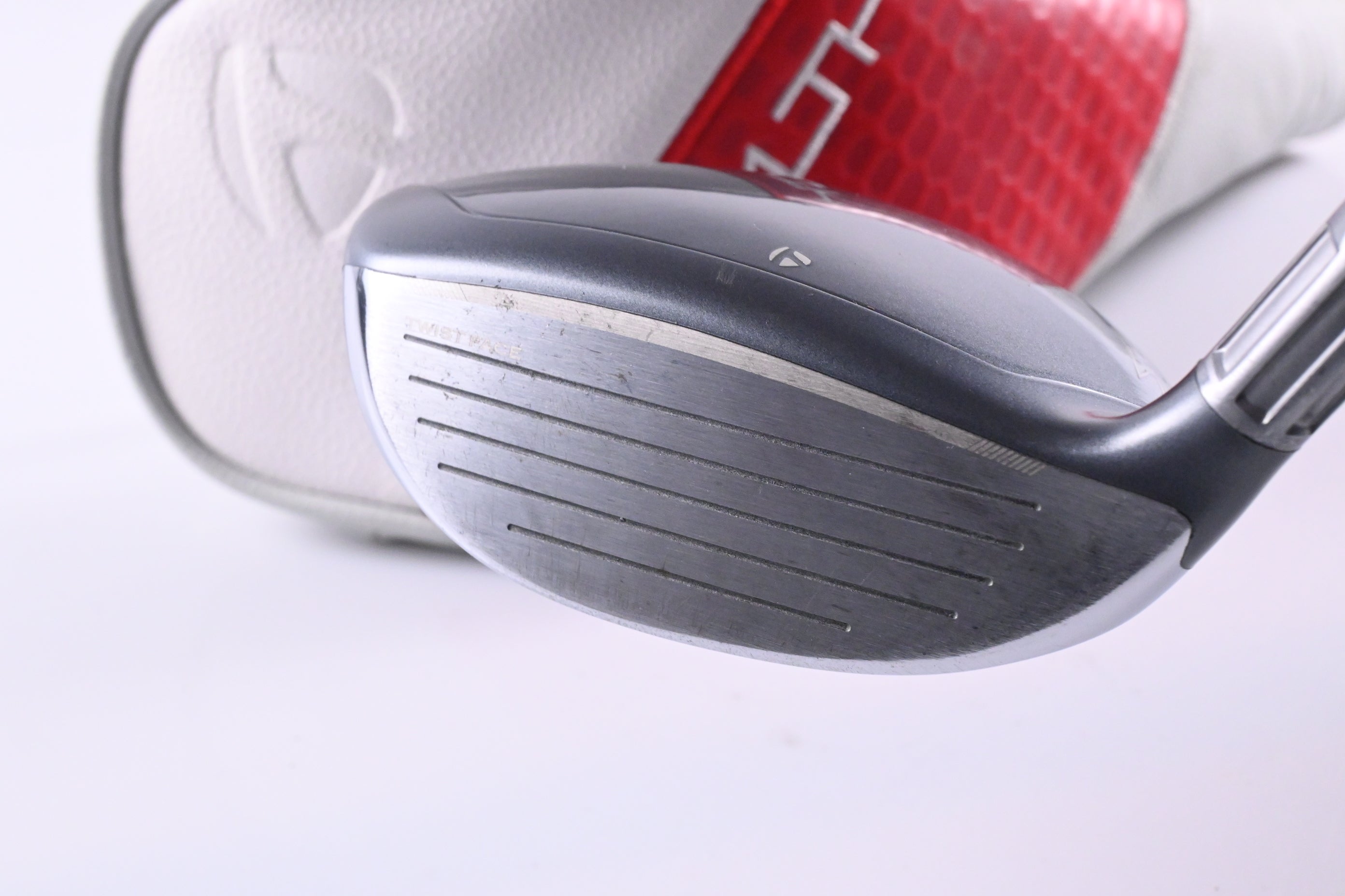 Ladies Taylormade Stealth 2 HD #5 Wood / 19 Degree / Ladies Flex Aldila Ascent