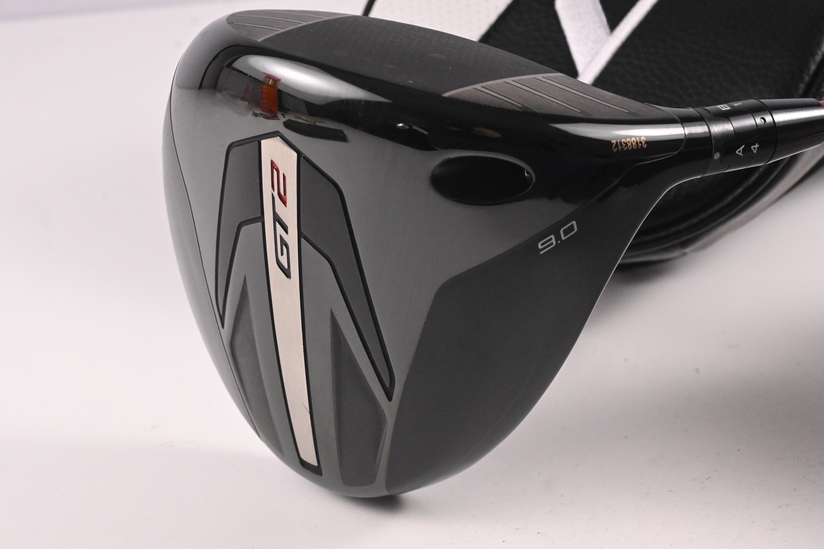 Titleist GT2 Driver / 9 Degree / Regular Flex Project X Denali Red 50 Shaft