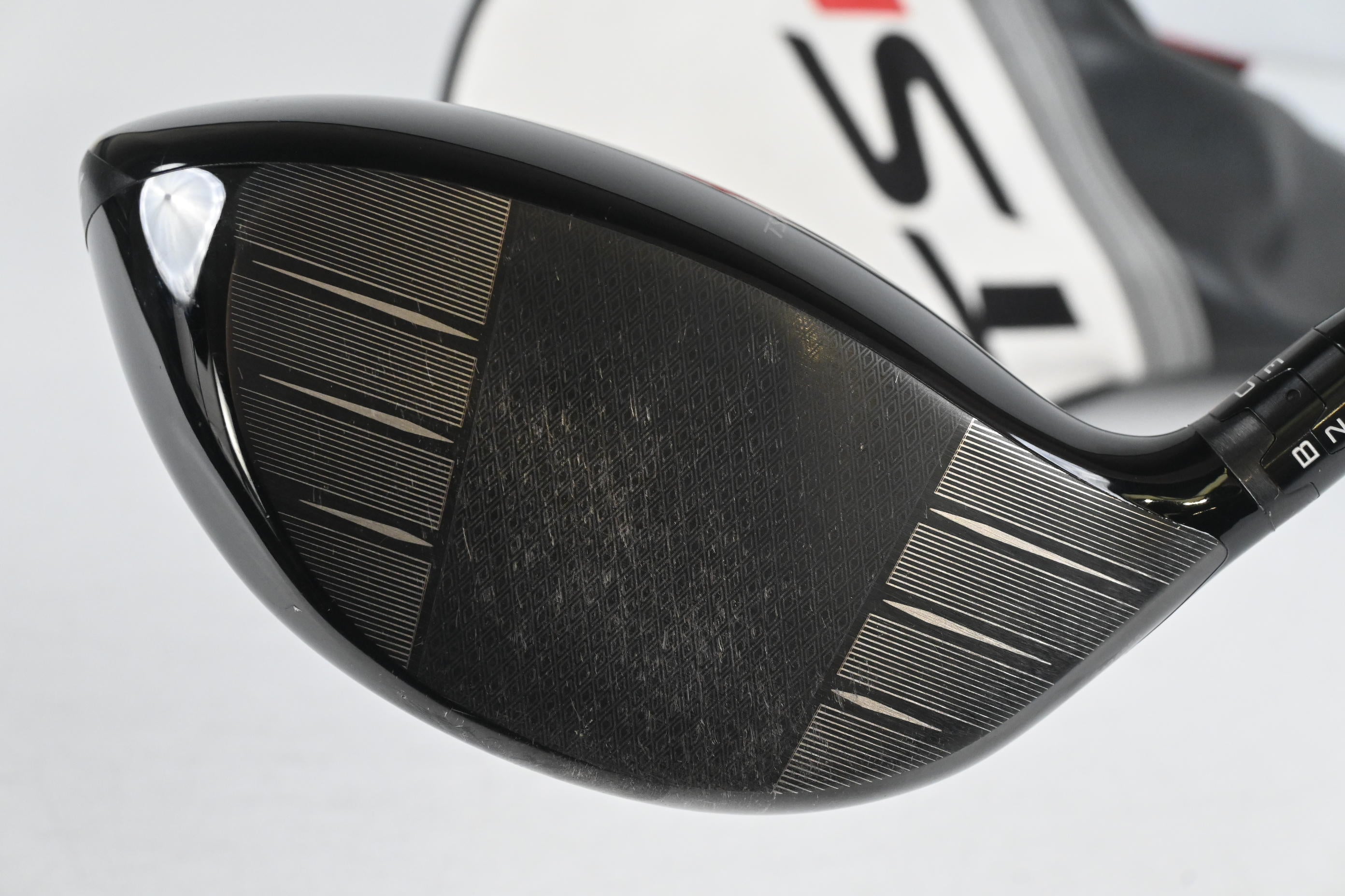 Titleist TSR2 Driver / 9 Degree / Stiff Flex Tensei AV Blue 55 Shaft