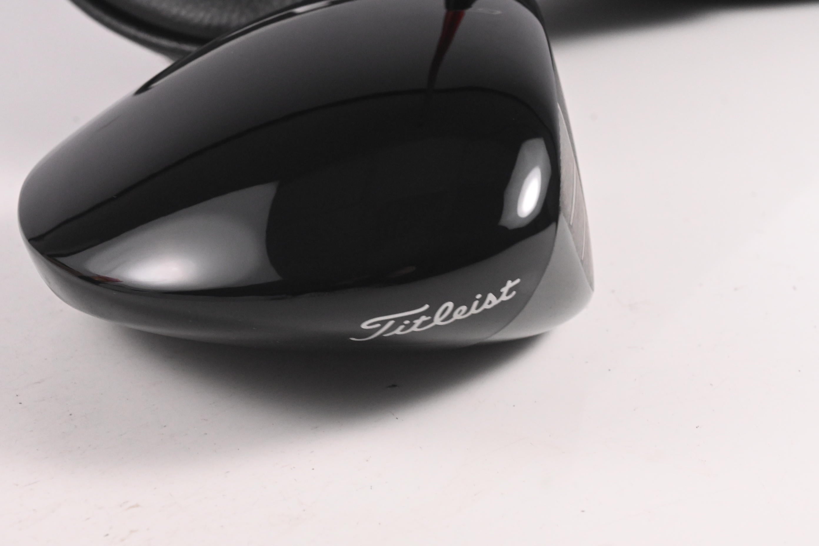 Titleist GT2 Driver / 9 Degree / Regular Flex Project X Denali Red 50 Shaft