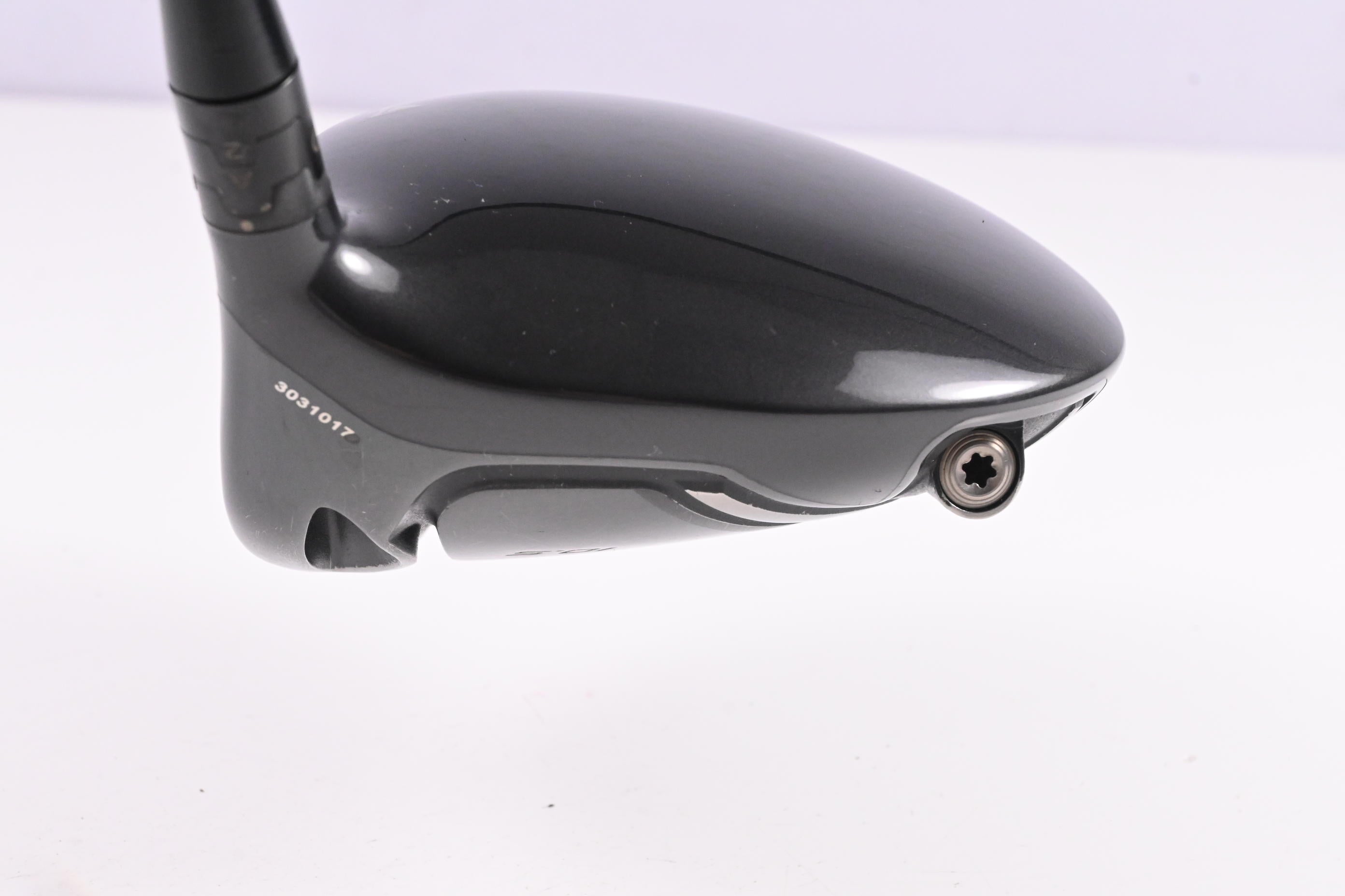 Titleist 917 D2 Driver / 10.5 Degree / Regular Flex Diamana M+ PLUS Red 50 Ltd