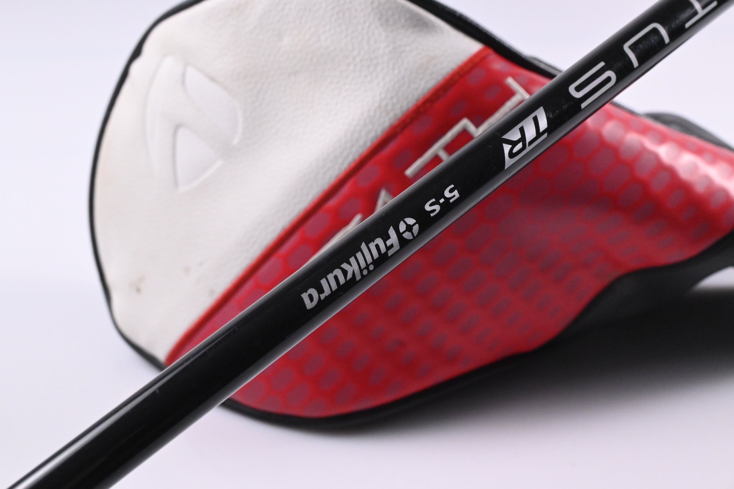 Taylormade Stealth 2 HD Driver / 10.5 Degree / Stiff Flex Fujikura Ventus TR Red