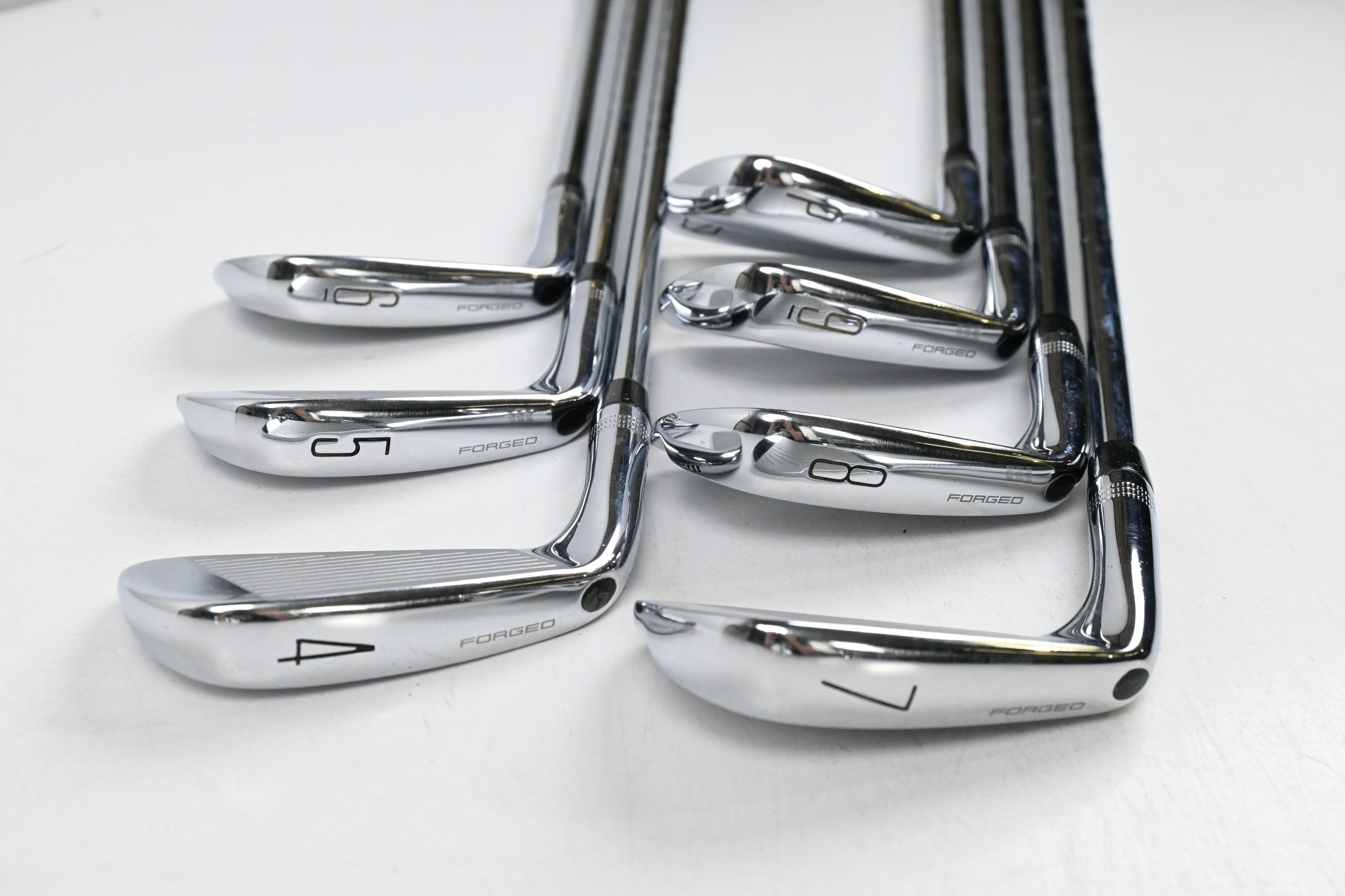 Wilson Staff Model Blade 2024 Irons / 4-PW / Stiff Flex KBS Tour Lite Shafts