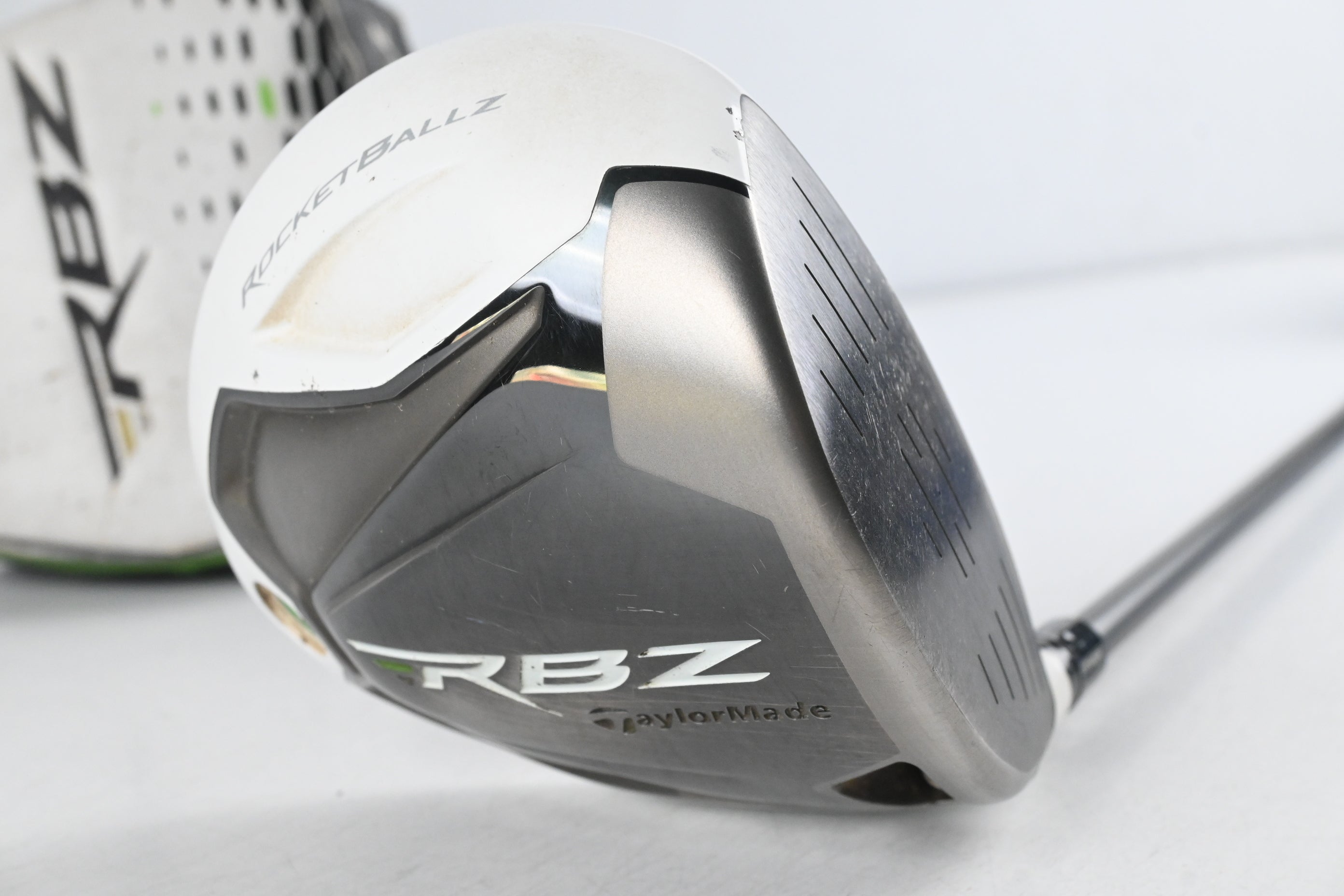 Taylormade RBZ Driver / 9.5 Degree / Regular Matrix Ozik Xcon-5 Shaft