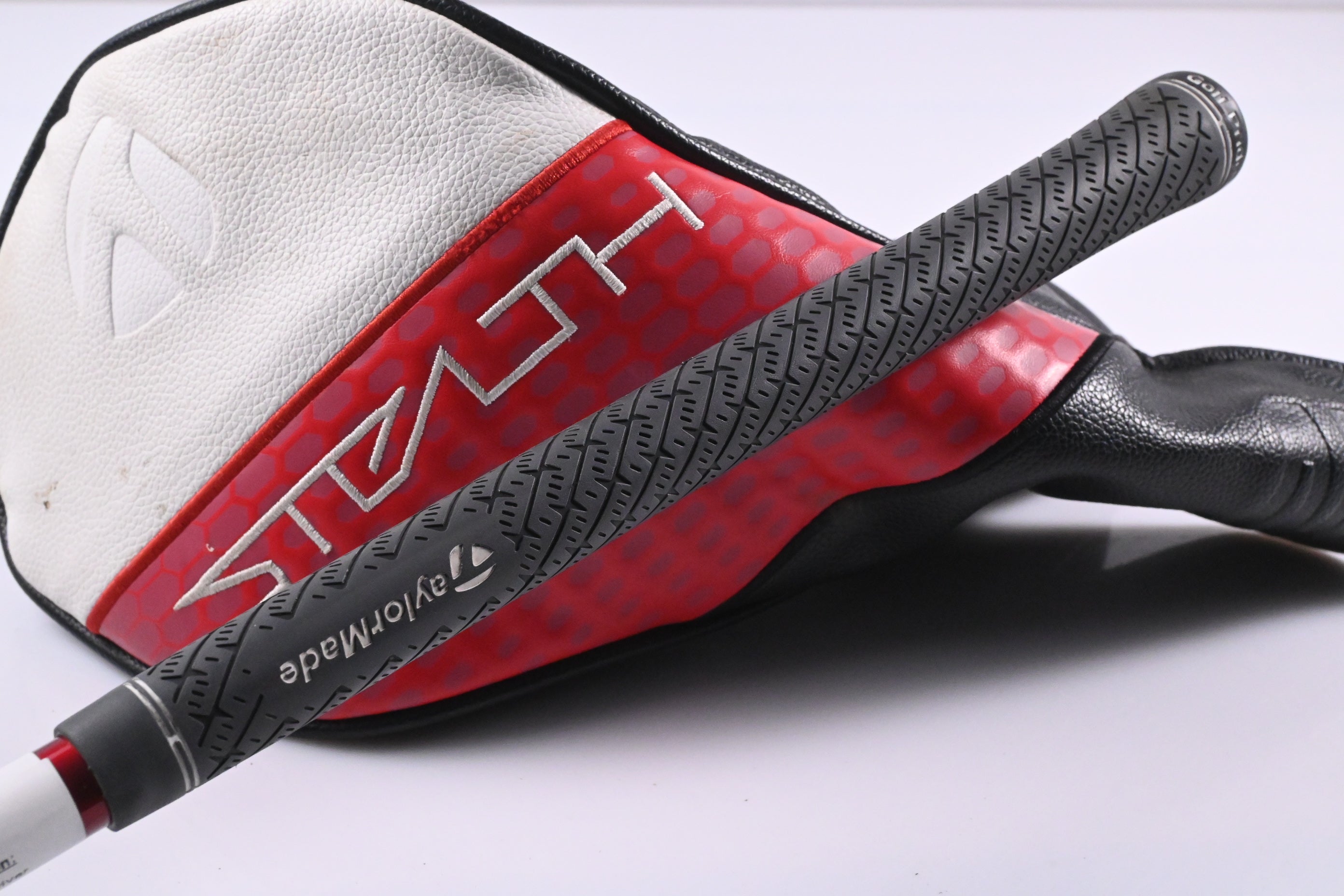 Taylormade Stealth 2 HD Driver / 10.5 Degree / Stiff Flex Fujikura Ventus TR Red