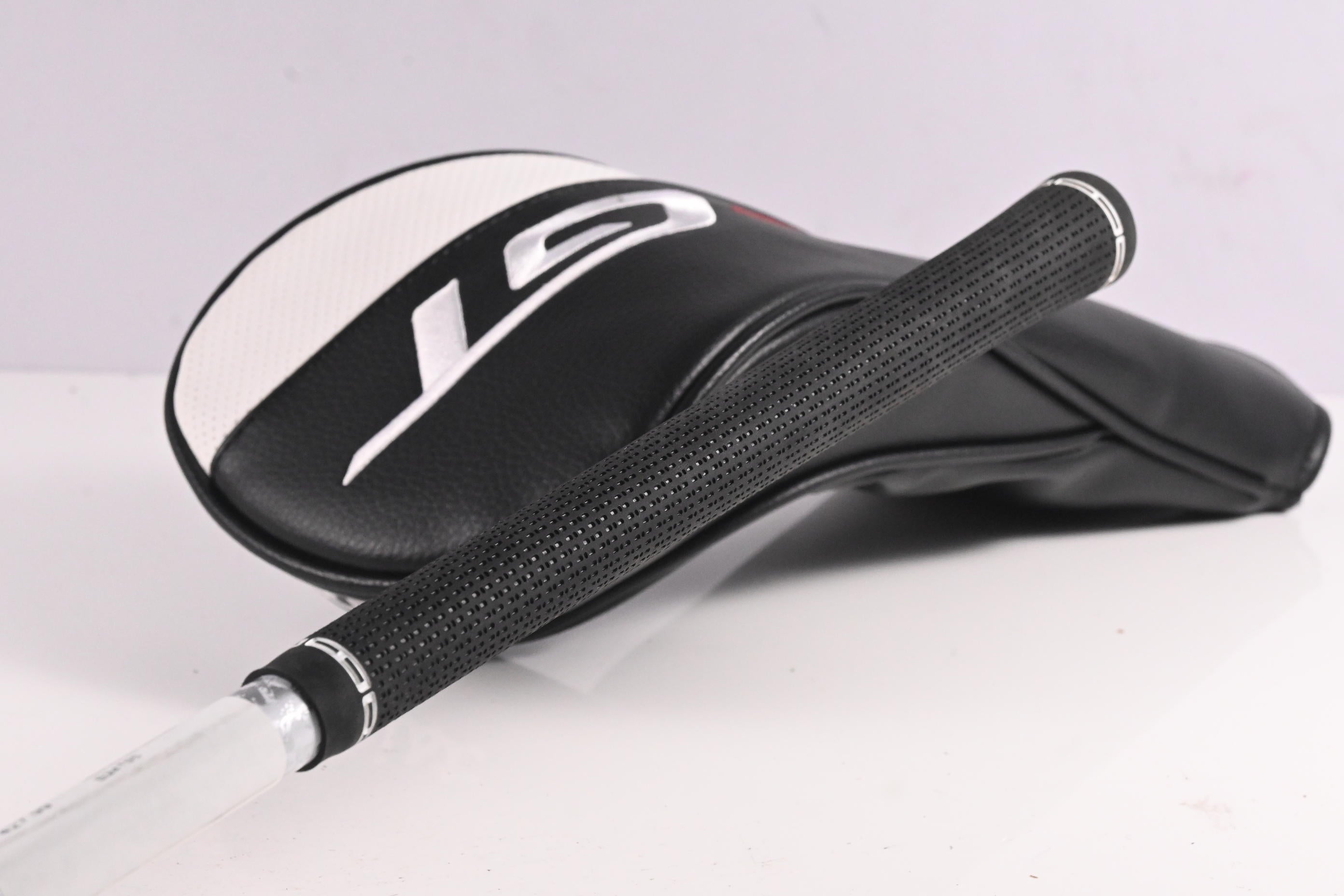 Titleist GT2 Driver / 9 Degree / Regular Flex Project X Denali Red 50 Shaft
