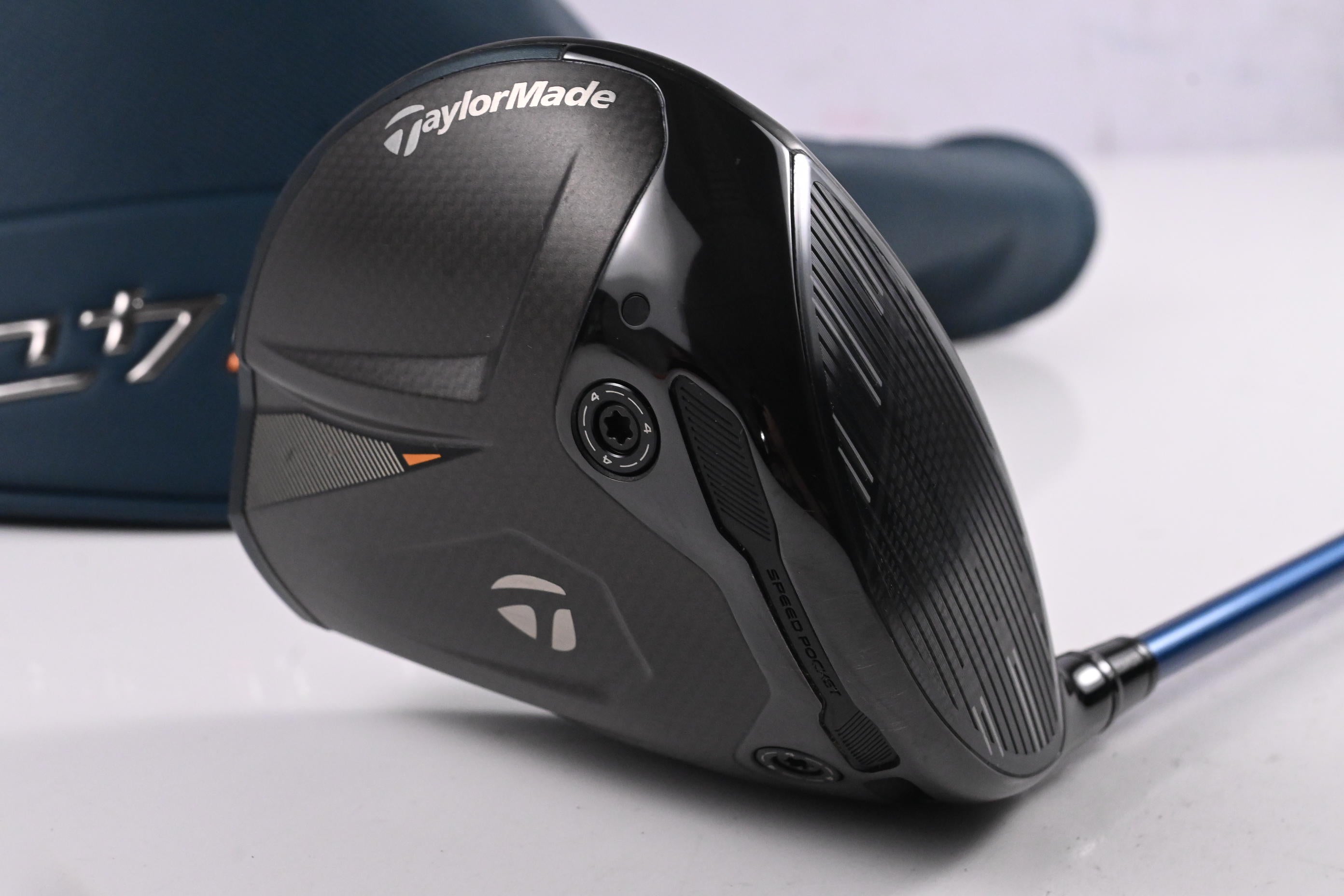 Taylormade Qi4D Driver / 10.5 Degree / Stiff Flex Evenflow Riptide CB 60