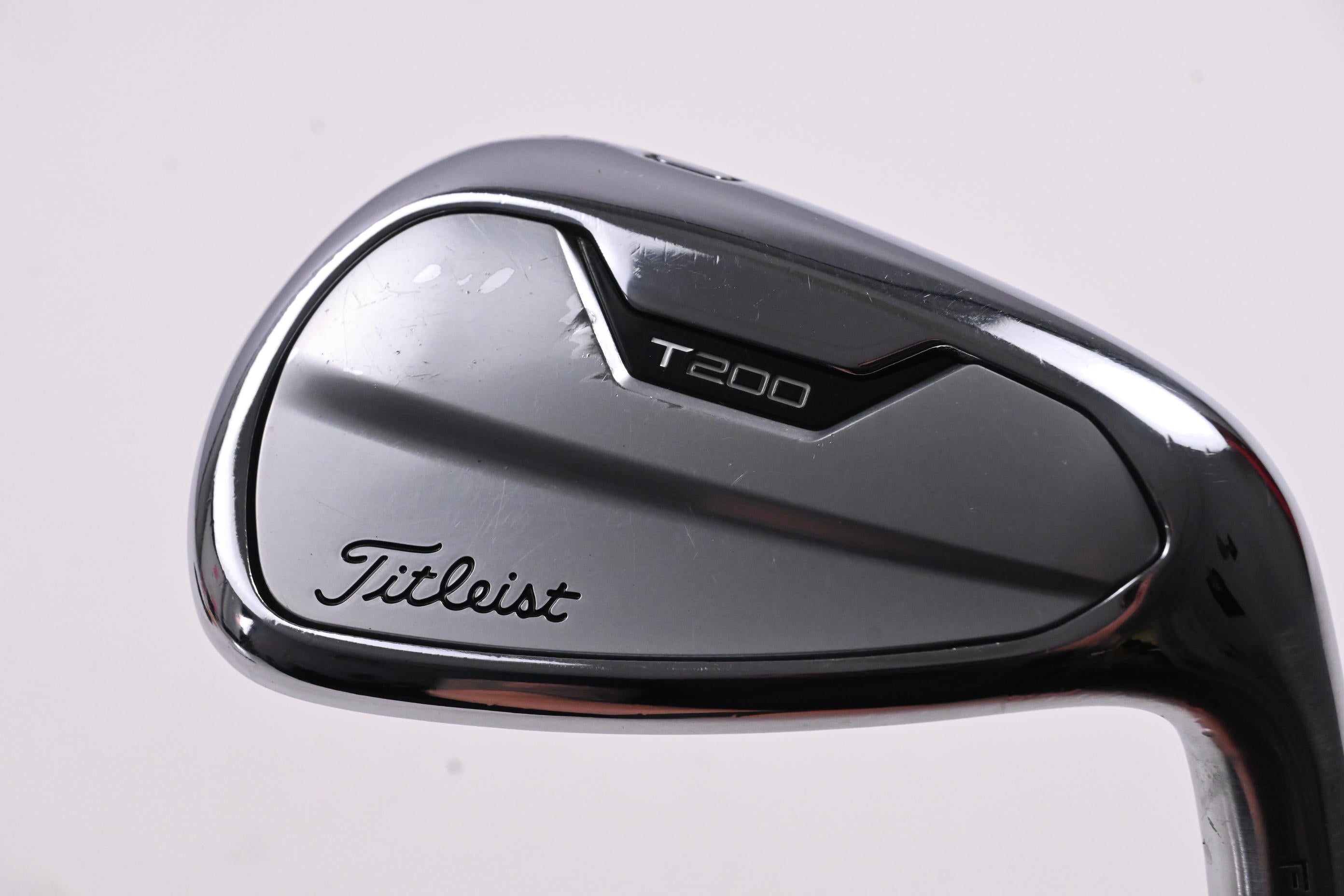 Titleist T200 2021 Pitching Wedge / 43 Degree / Regular Flex Elevate 95 Shaft