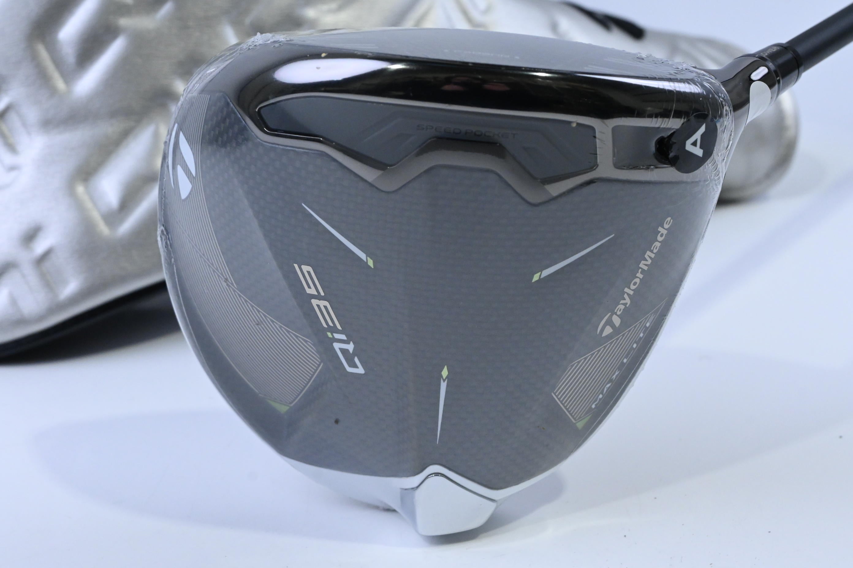Taylormade Qi35 Max Lite Driver / 12 Degree / Regular Flex Vanquish 4 Shaft