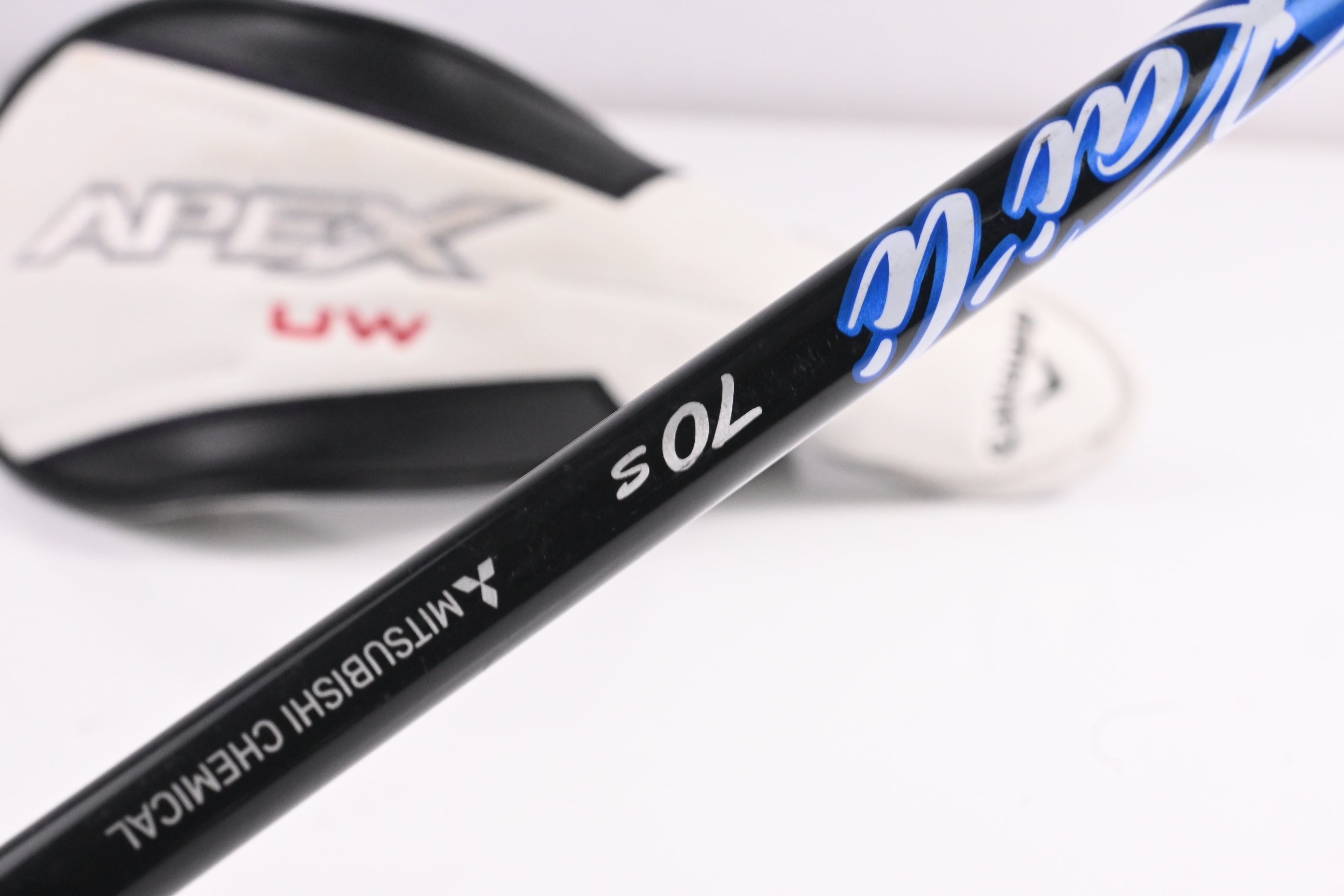 Callaway Apex UW 24 #2 Hybrid / 17 Degree / Stiff Flex Kai'li Blue 70 Shaft